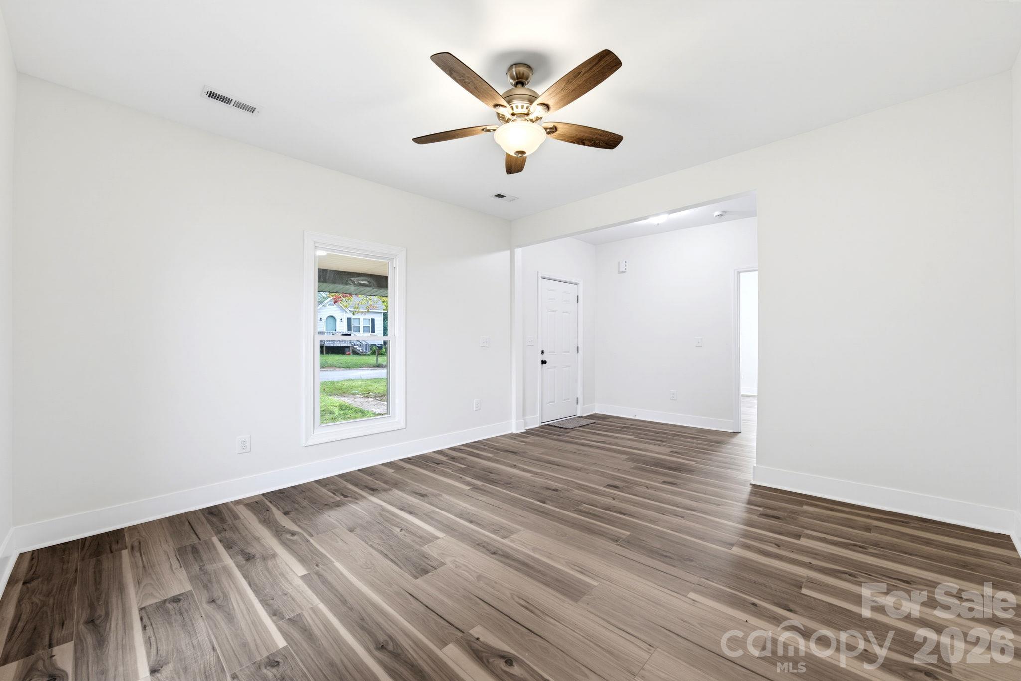 1014 8th Street Property Photo 7
