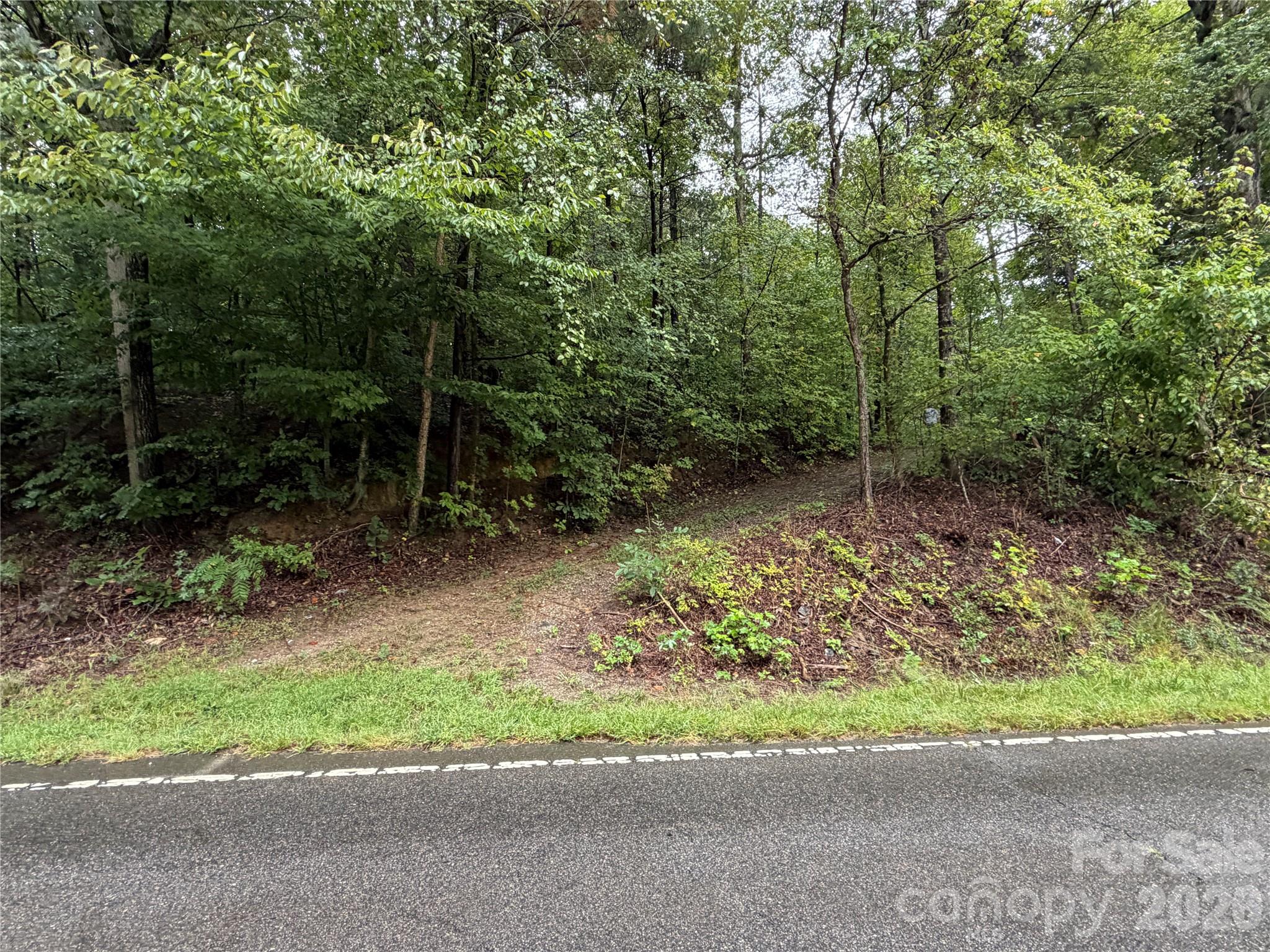 3865 Hickory Highway Property Photo 2