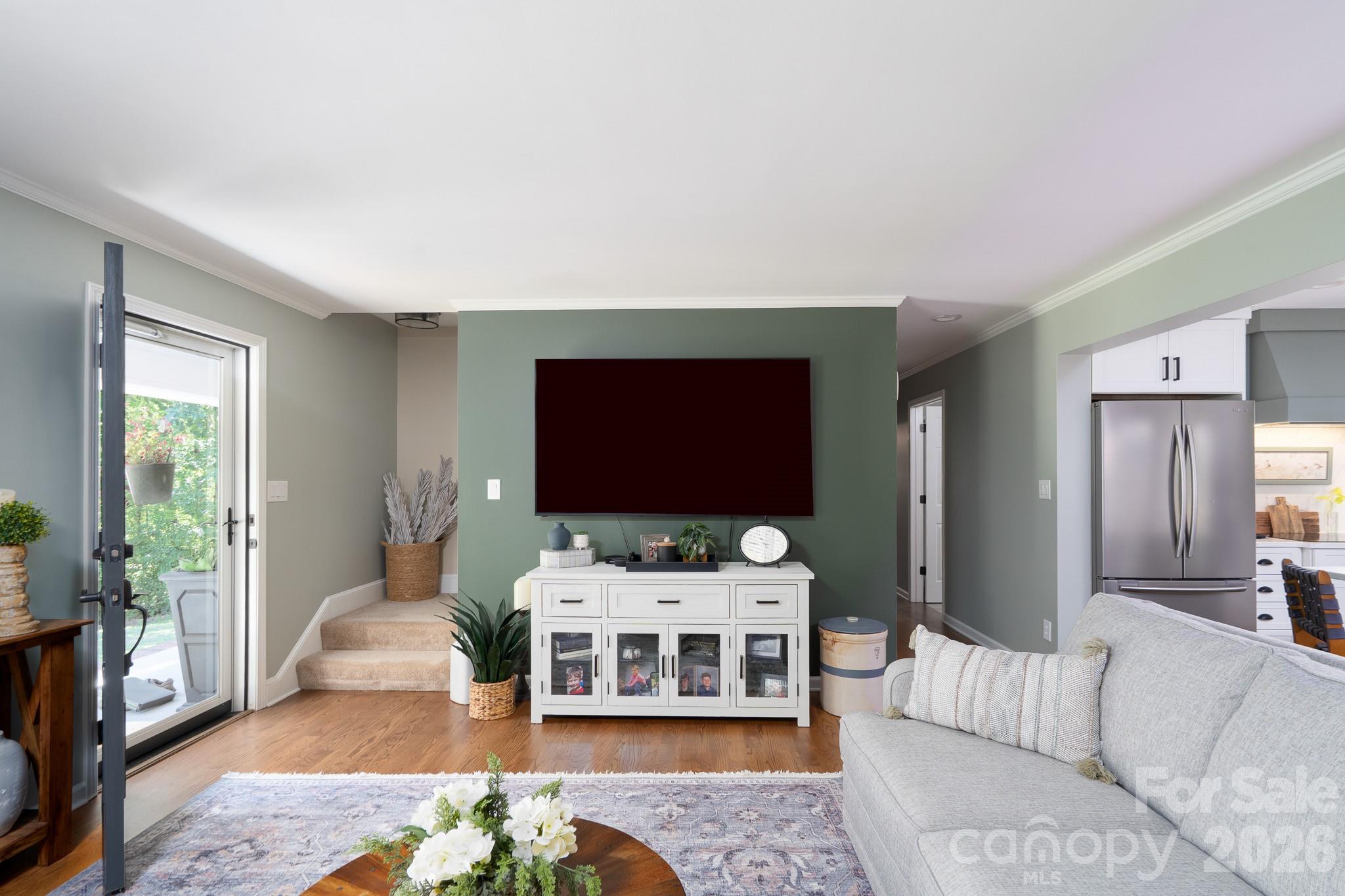 309 Imperial Way Property Photo 12