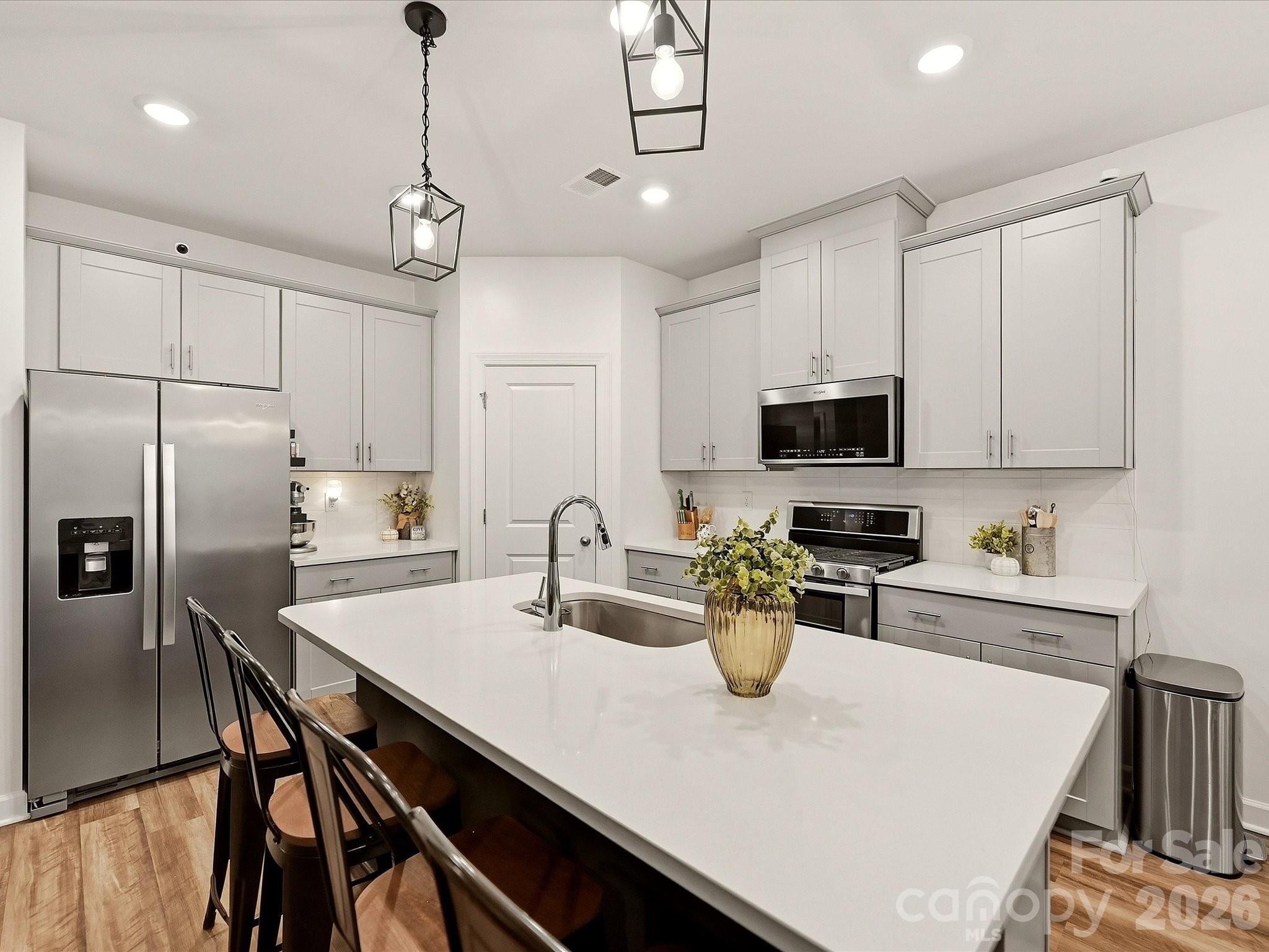 7715 Porrera Street Property Photo 8