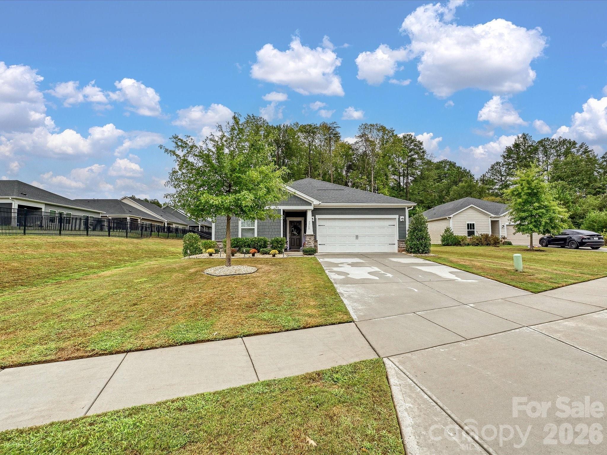 7715 Porrera Street Property Photo 29