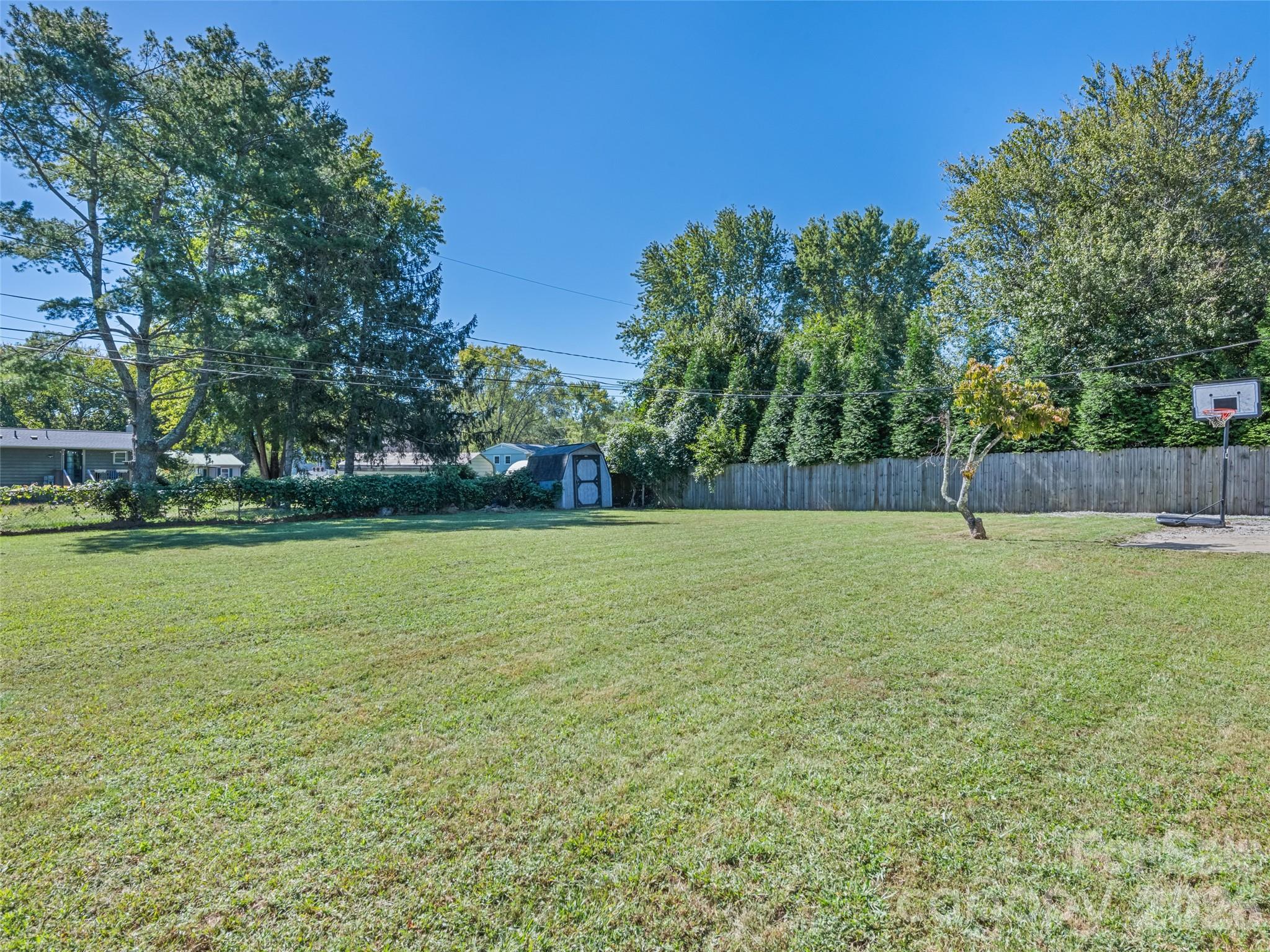 1188 Eastbrook Drive Property Photo 6