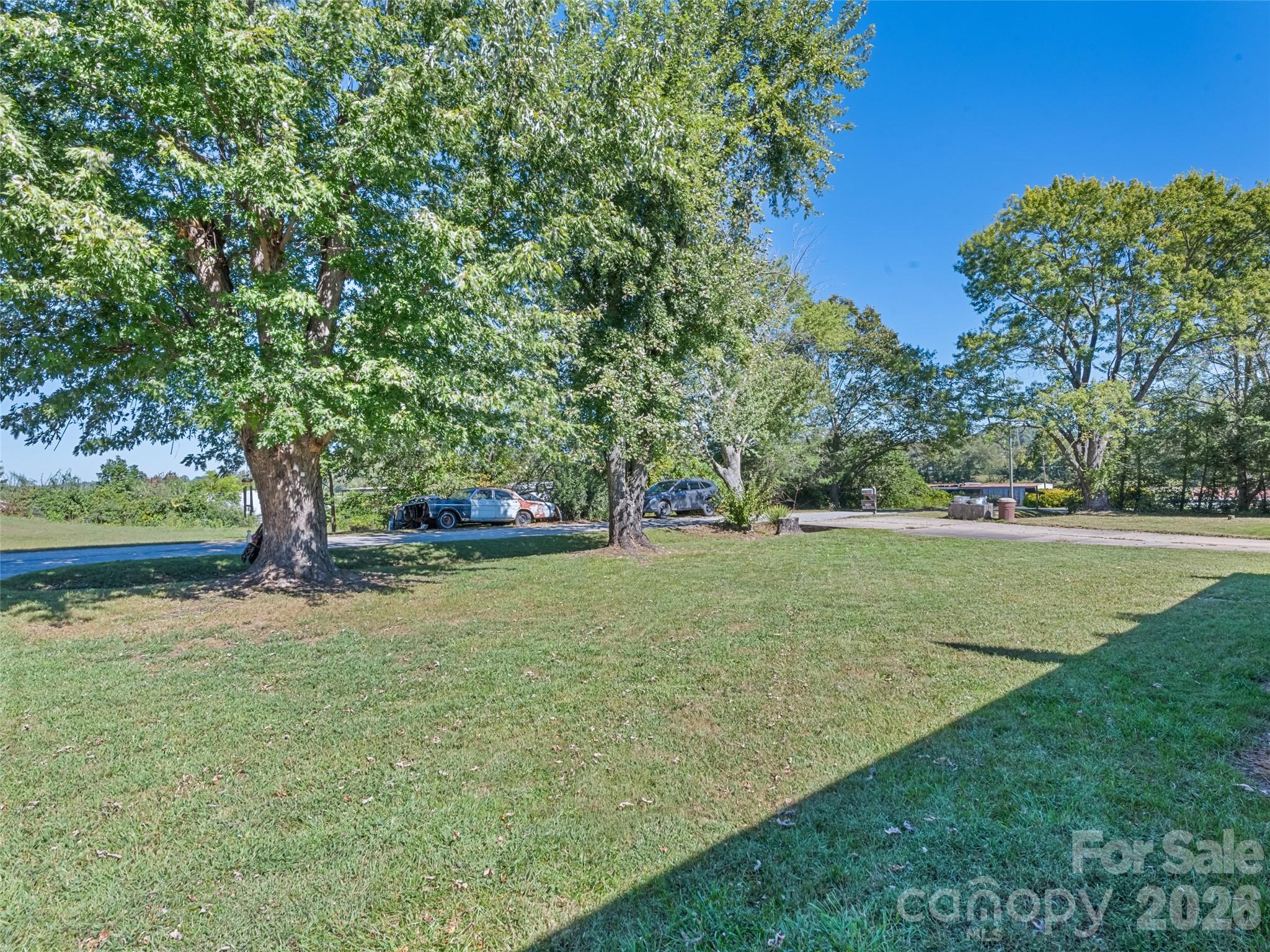 1188 Eastbrook Drive Property Photo 7