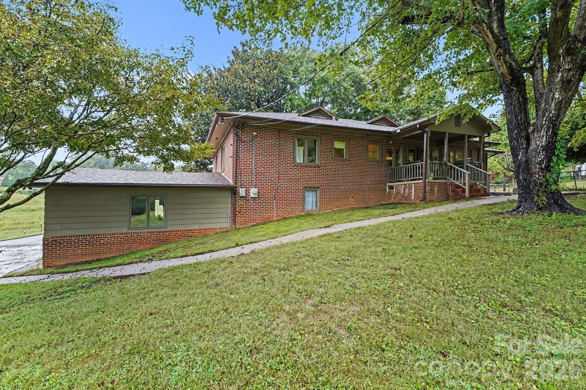 226 Pleasant Hill Drive Property Photo 33