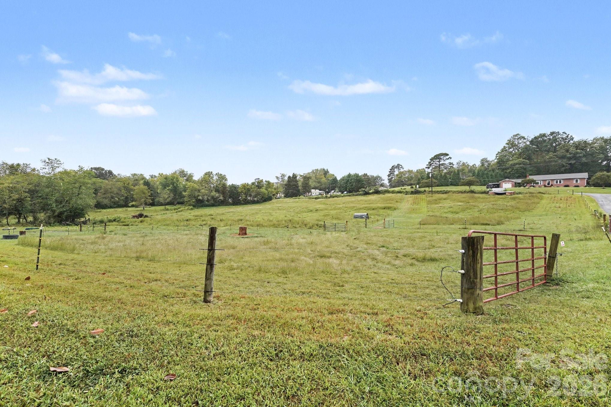 226 Pleasant Hill Drive Property Photo 34