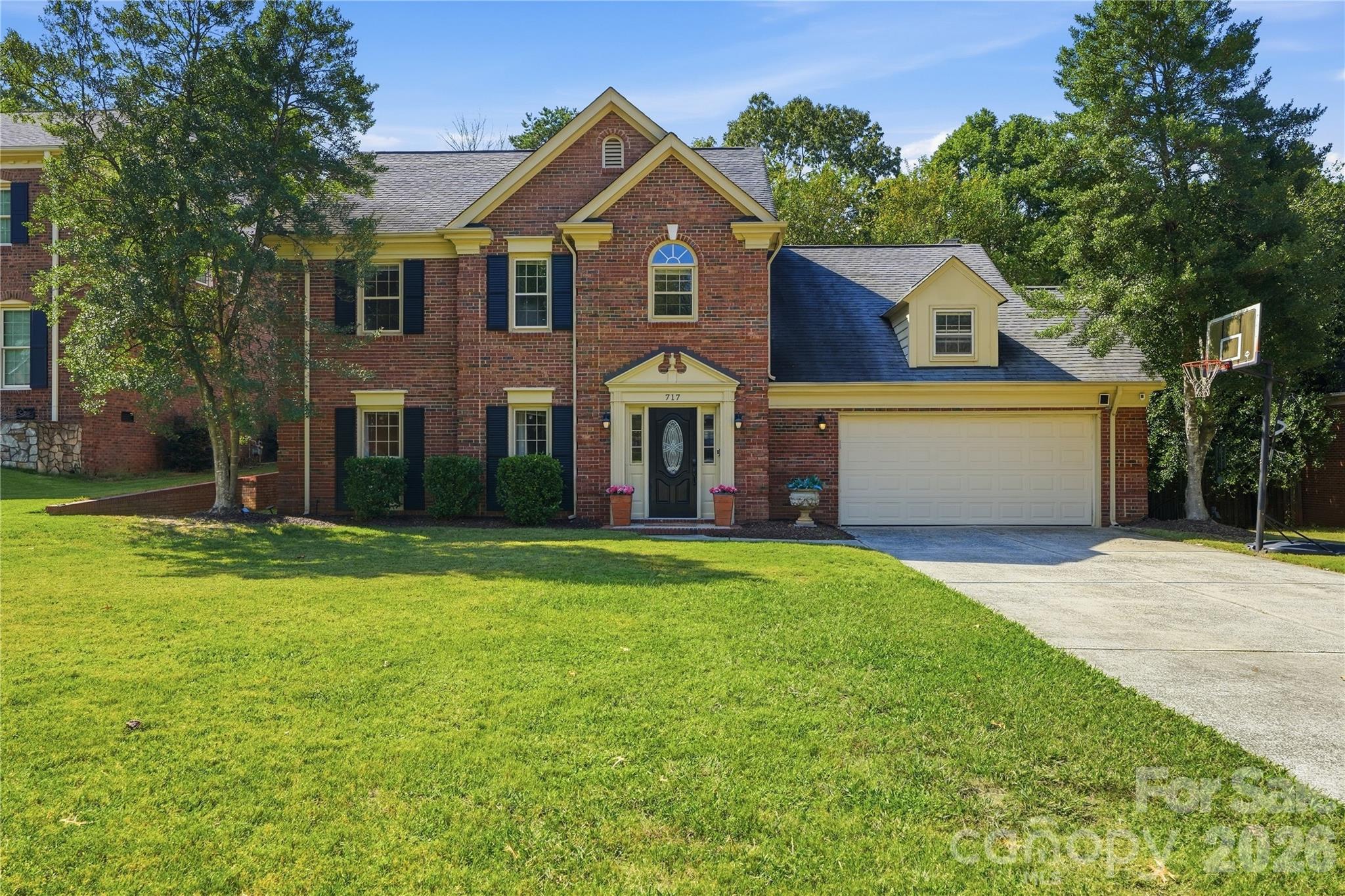 717 Fredricksburg Road Property Photo 1