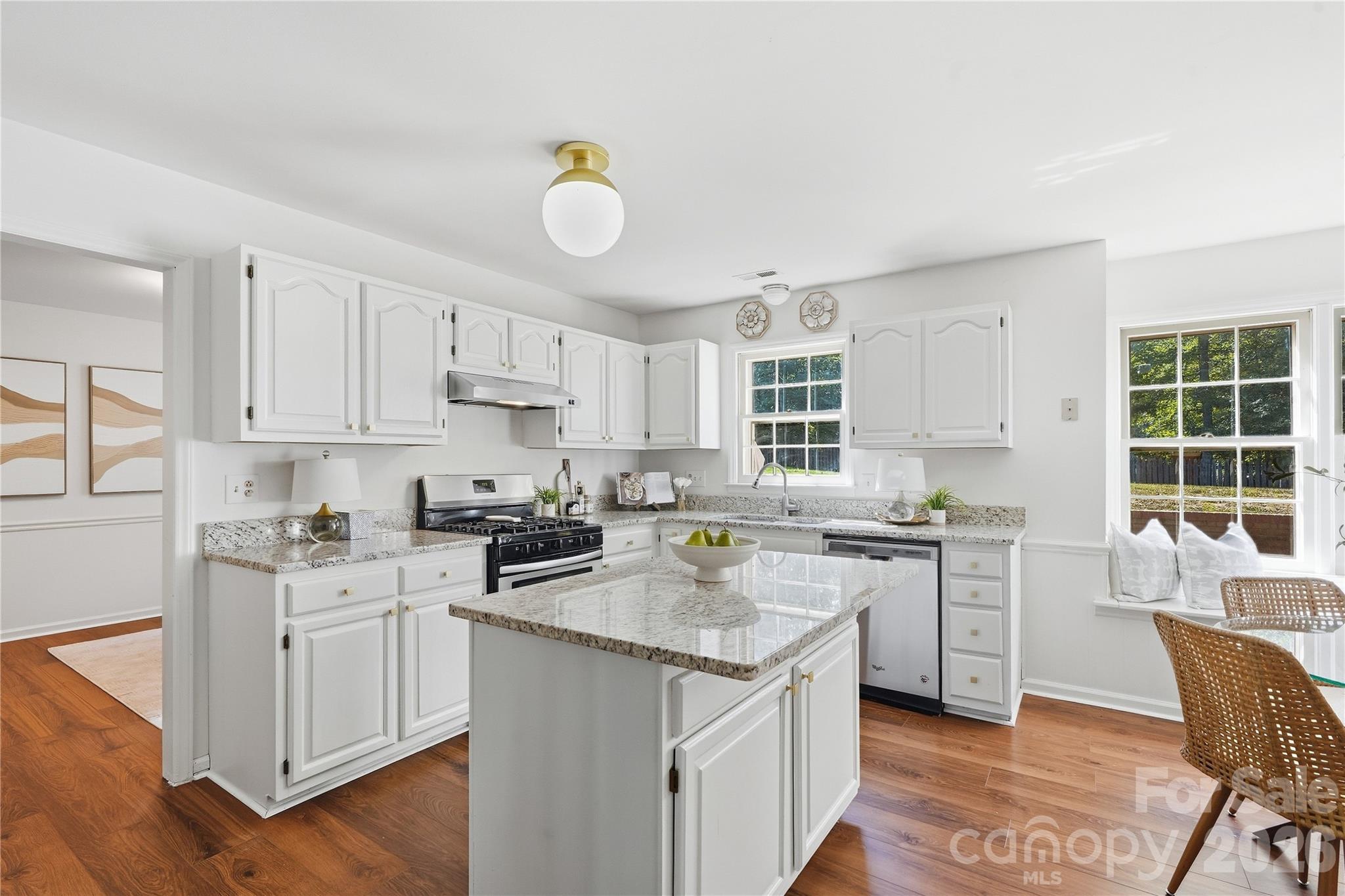 717 Fredricksburg Road Property Photo 8