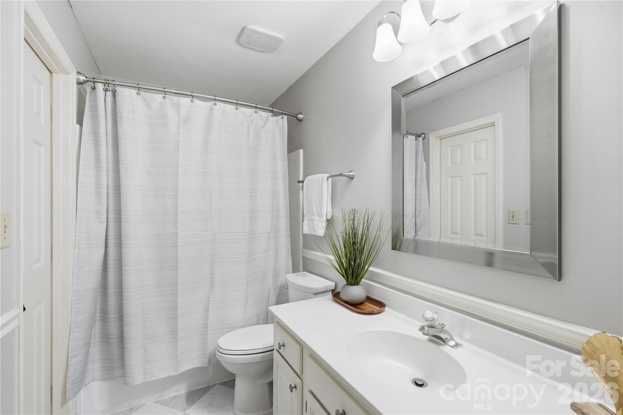 717 Fredricksburg Road Property Photo 24
