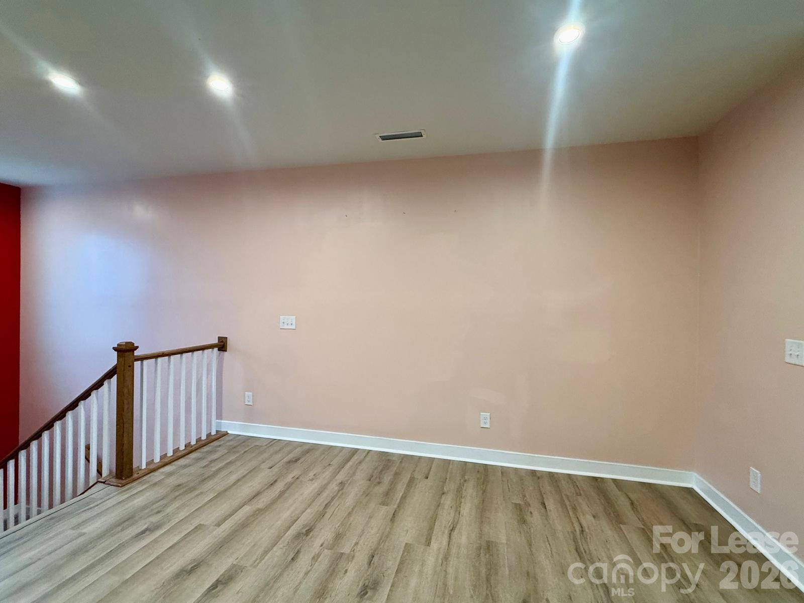 928 Portrush Lane Property Photo 5