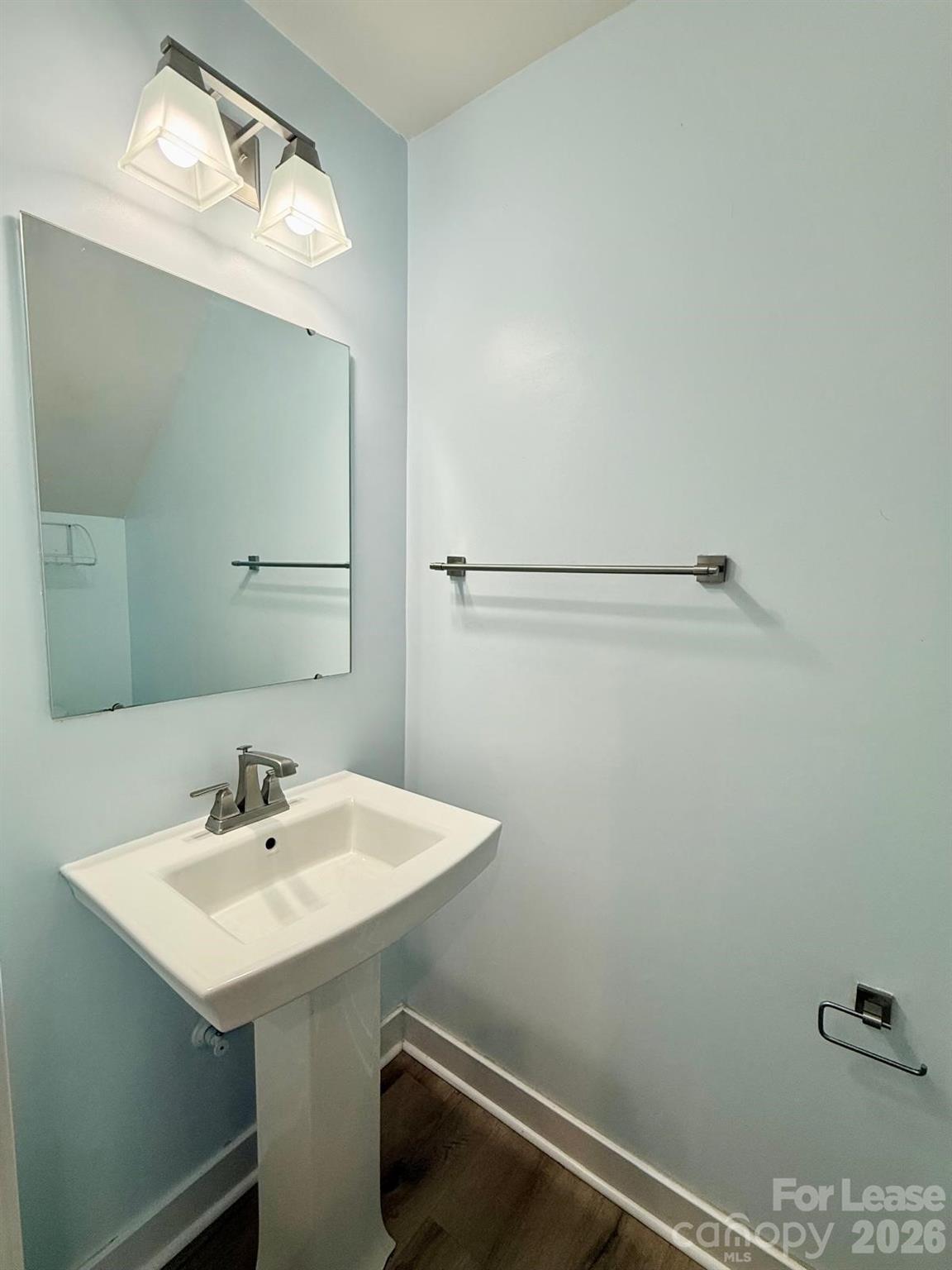 928 Portrush Lane Property Photo 7