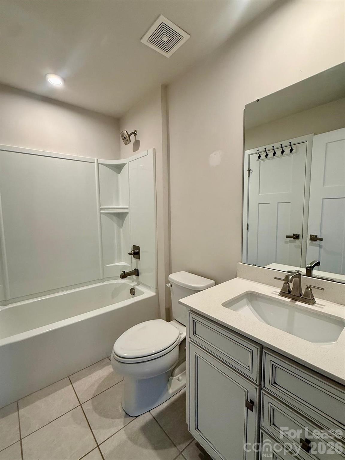928 Portrush Lane Property Photo 13