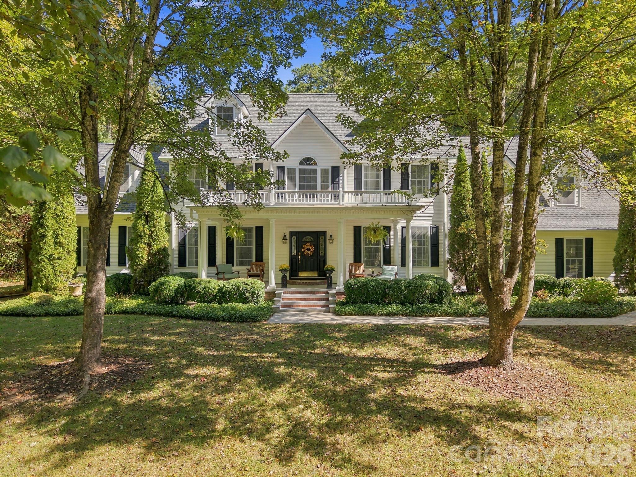 25 Jonathan Creek Drive