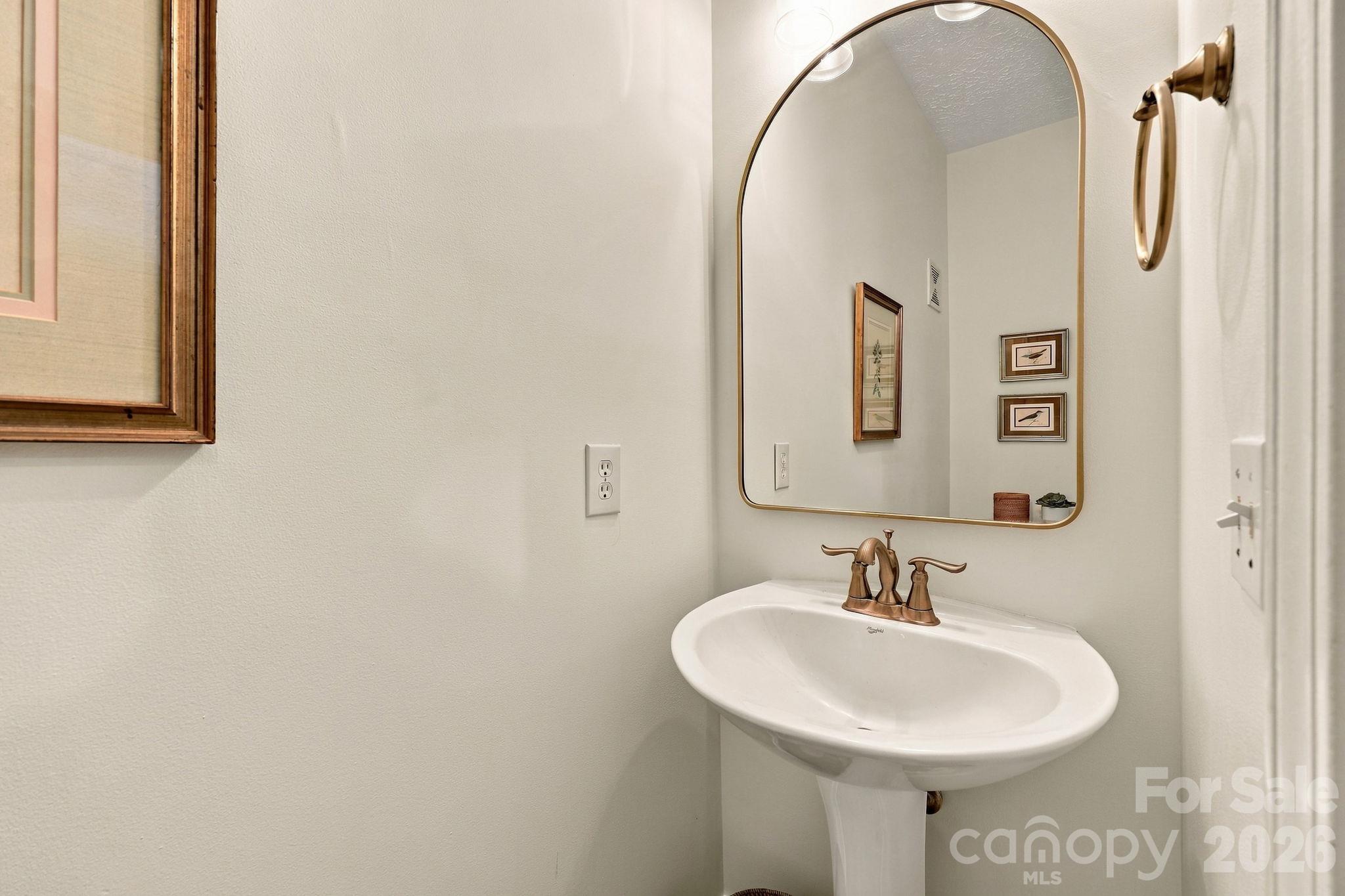 25 Jonathan Creek Drive Property Photo 27