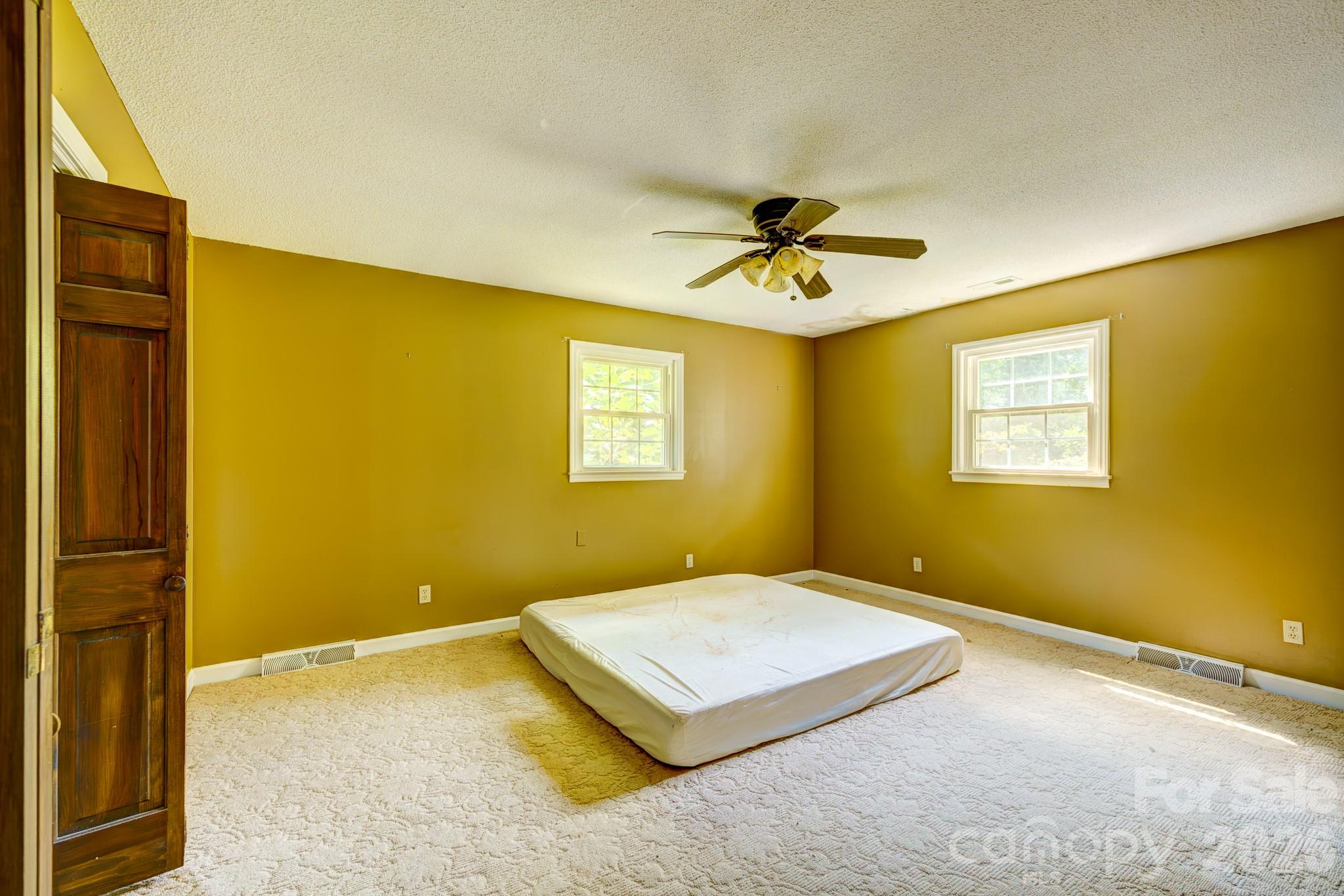 205 Forest Dellinger Road Property Photo 8
