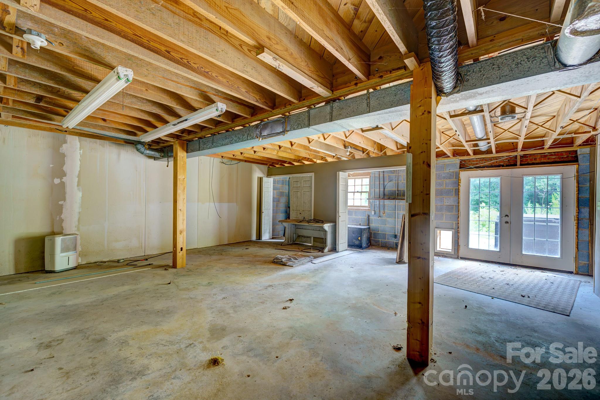 205 Forest Dellinger Road Property Photo 14