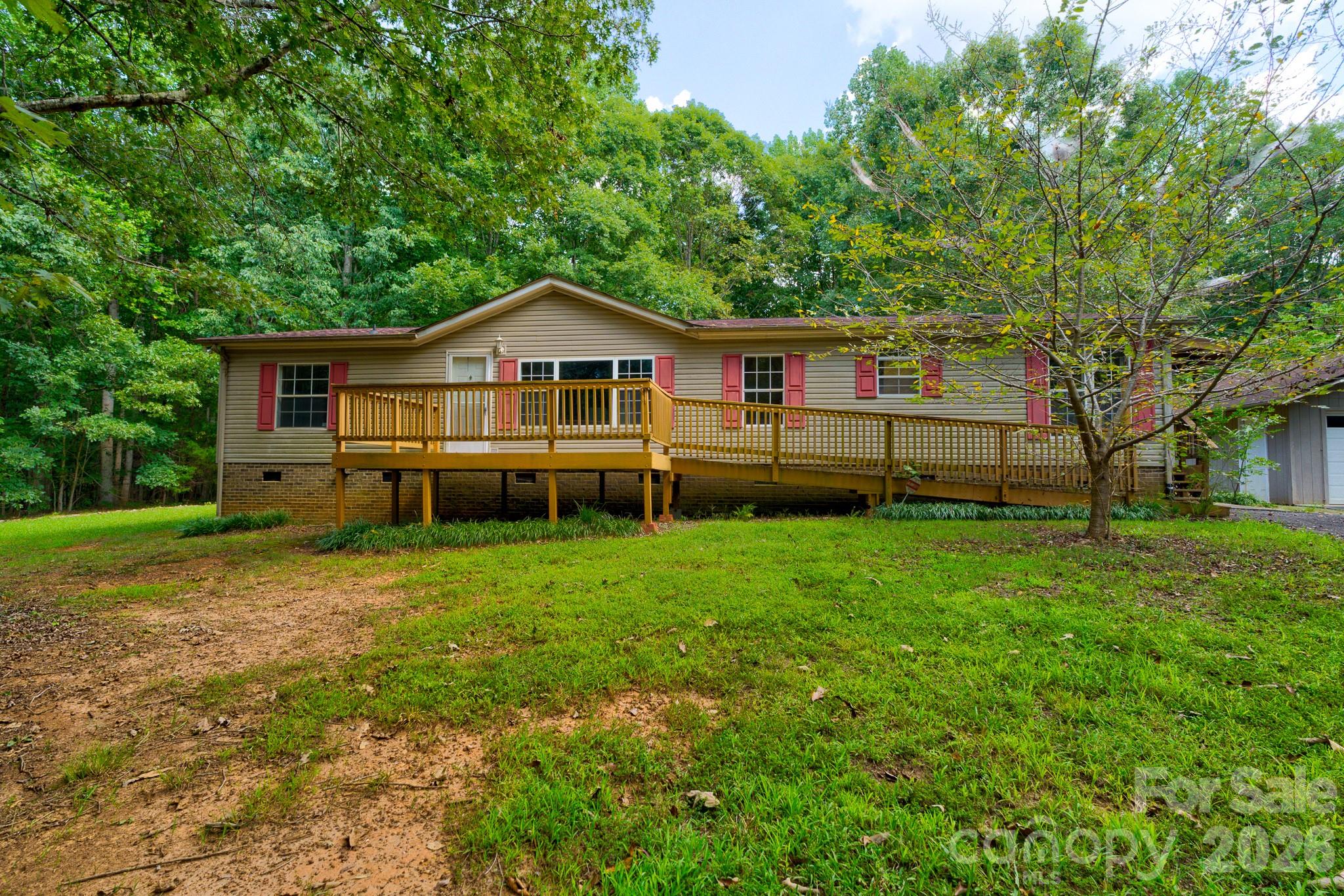 1290 Forest Ridge Drive Property Photo 2