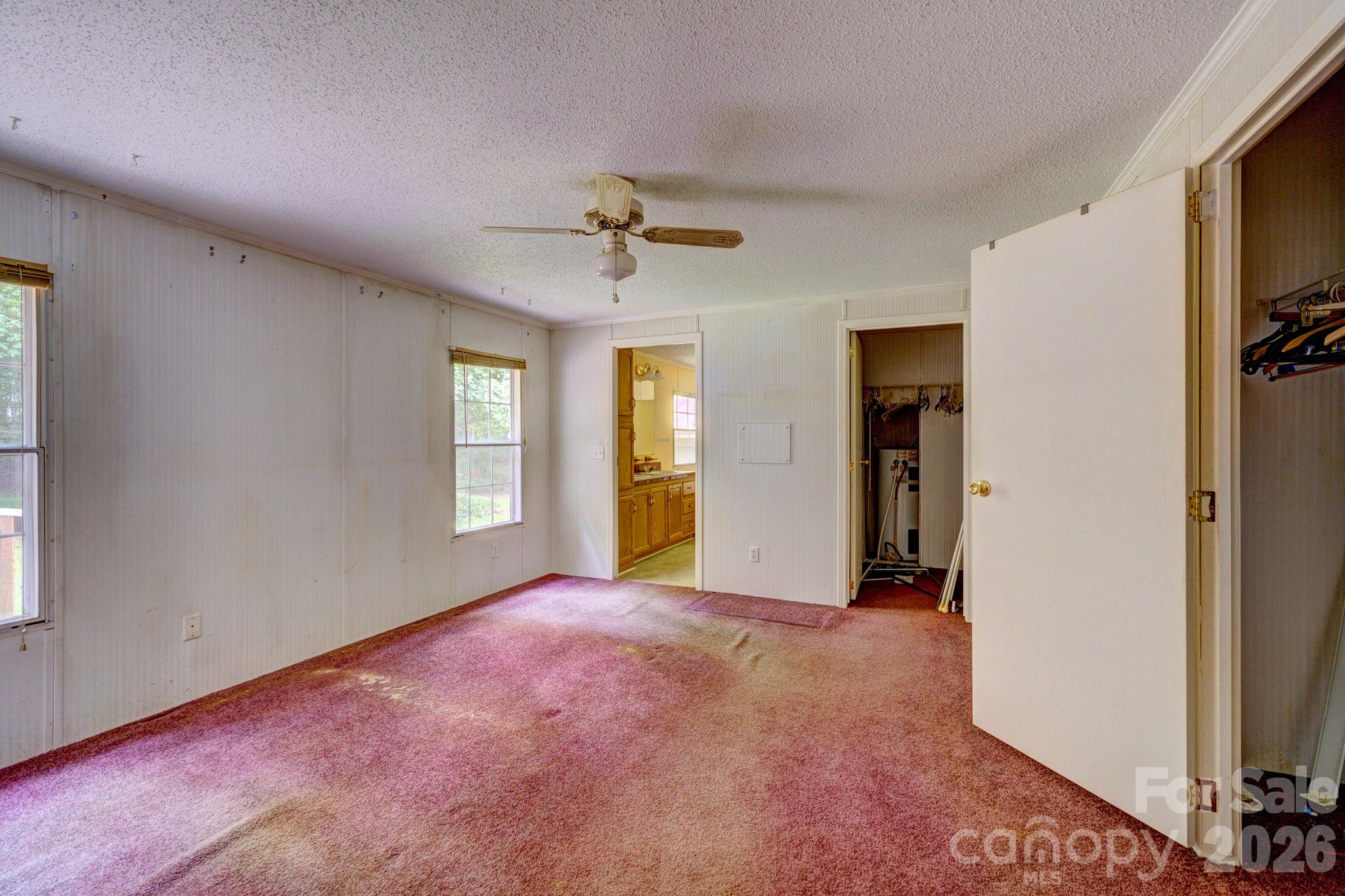 1290 Forest Ridge Drive Property Photo 8