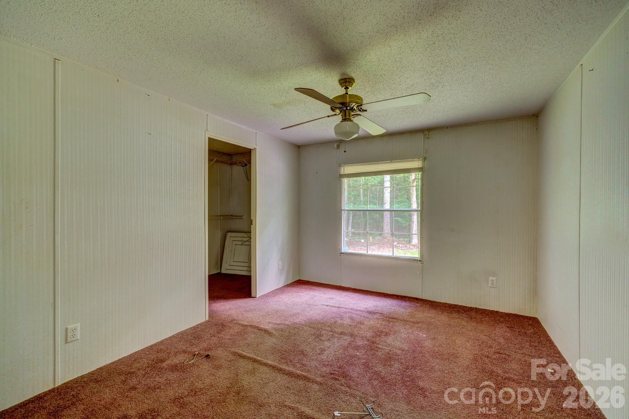 1290 Forest Ridge Drive Property Photo 10