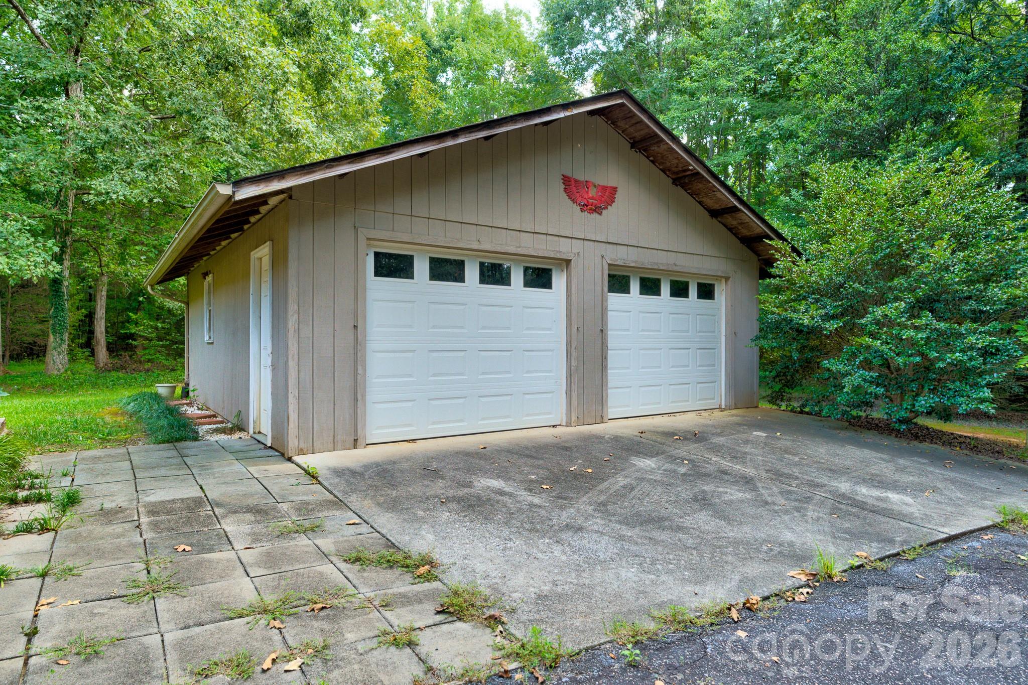 1290 Forest Ridge Drive Property Photo 14