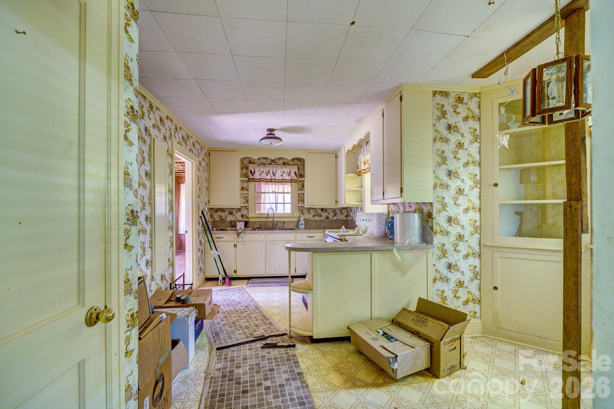 1705 St Marks Church Road Property Photo 3