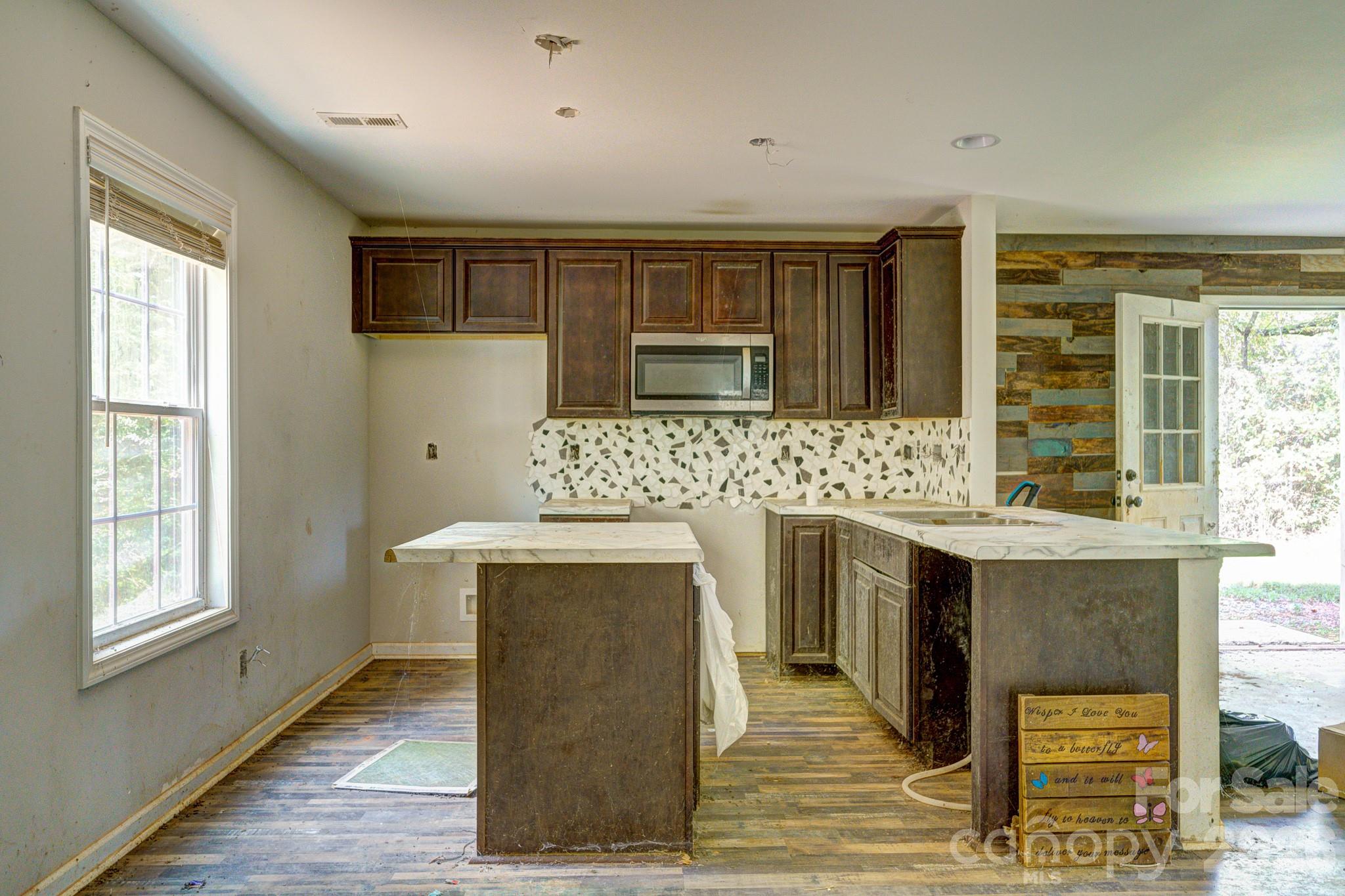1817 St Marks Church Road Property Photo 4