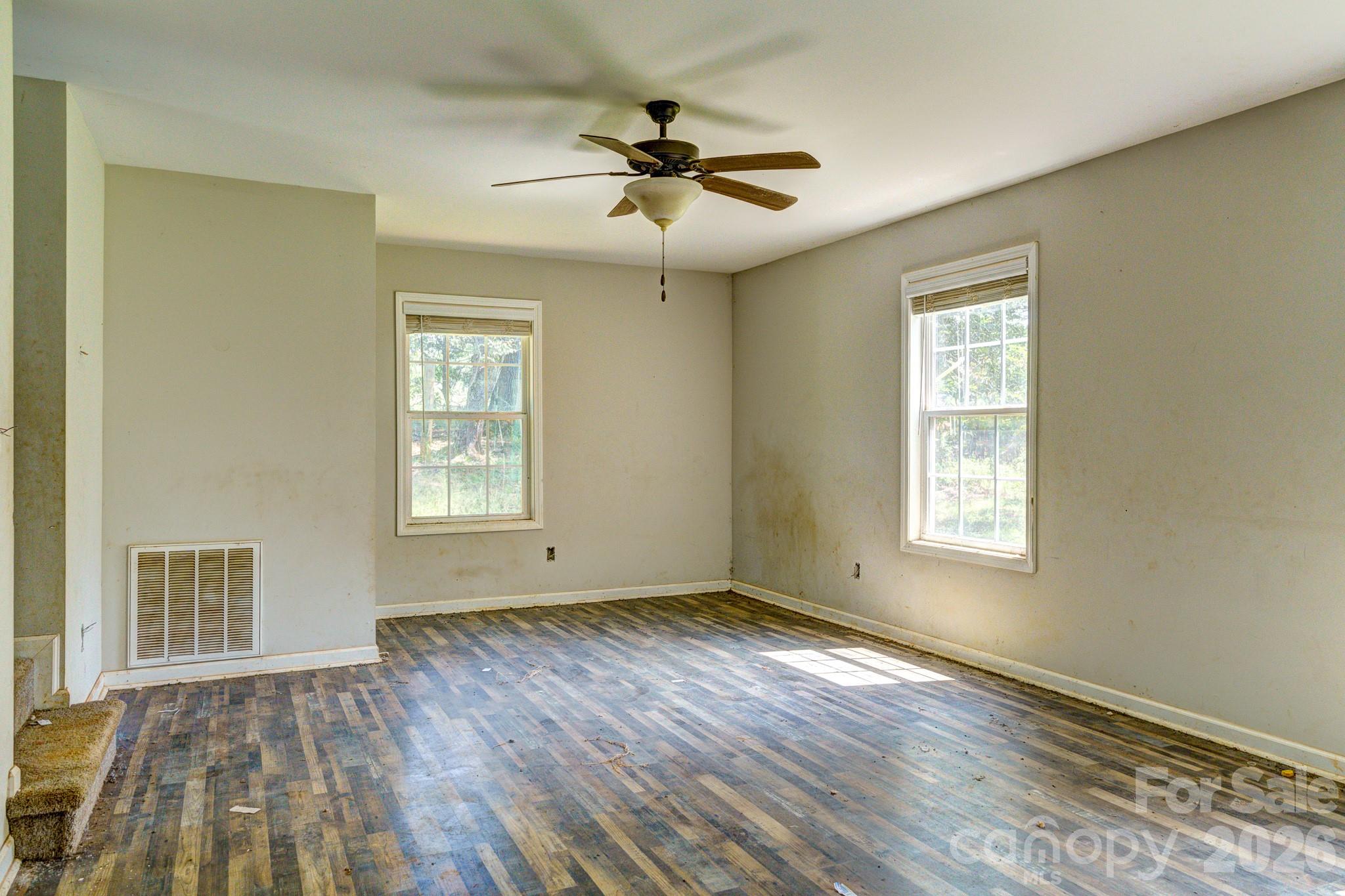 1817 St Marks Church Road Property Photo 6