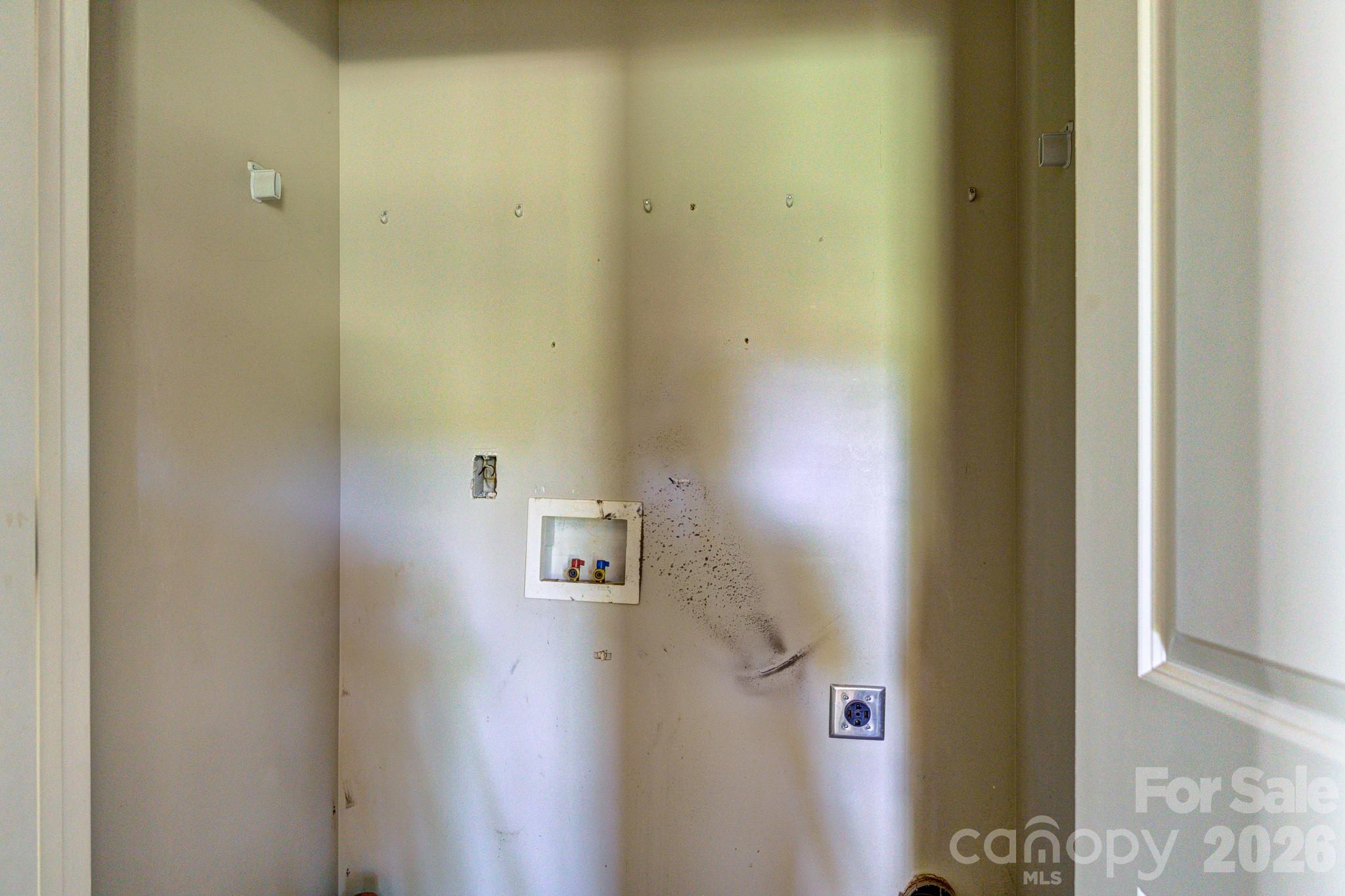 1817 St Marks Church Road Property Photo 12