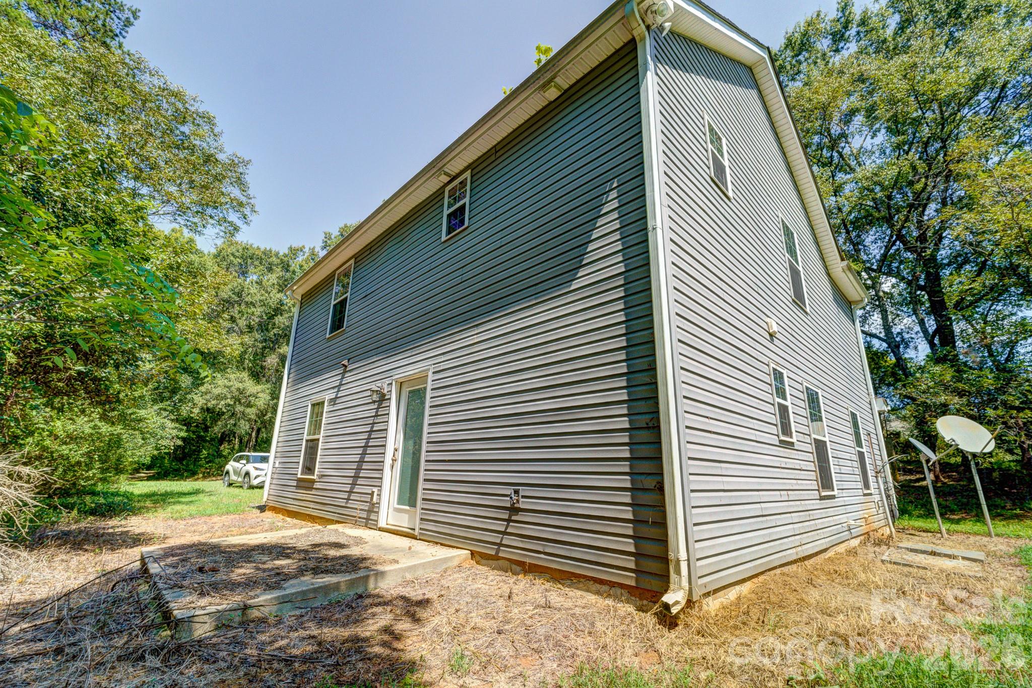 1817 St Marks Church Road Property Photo 14