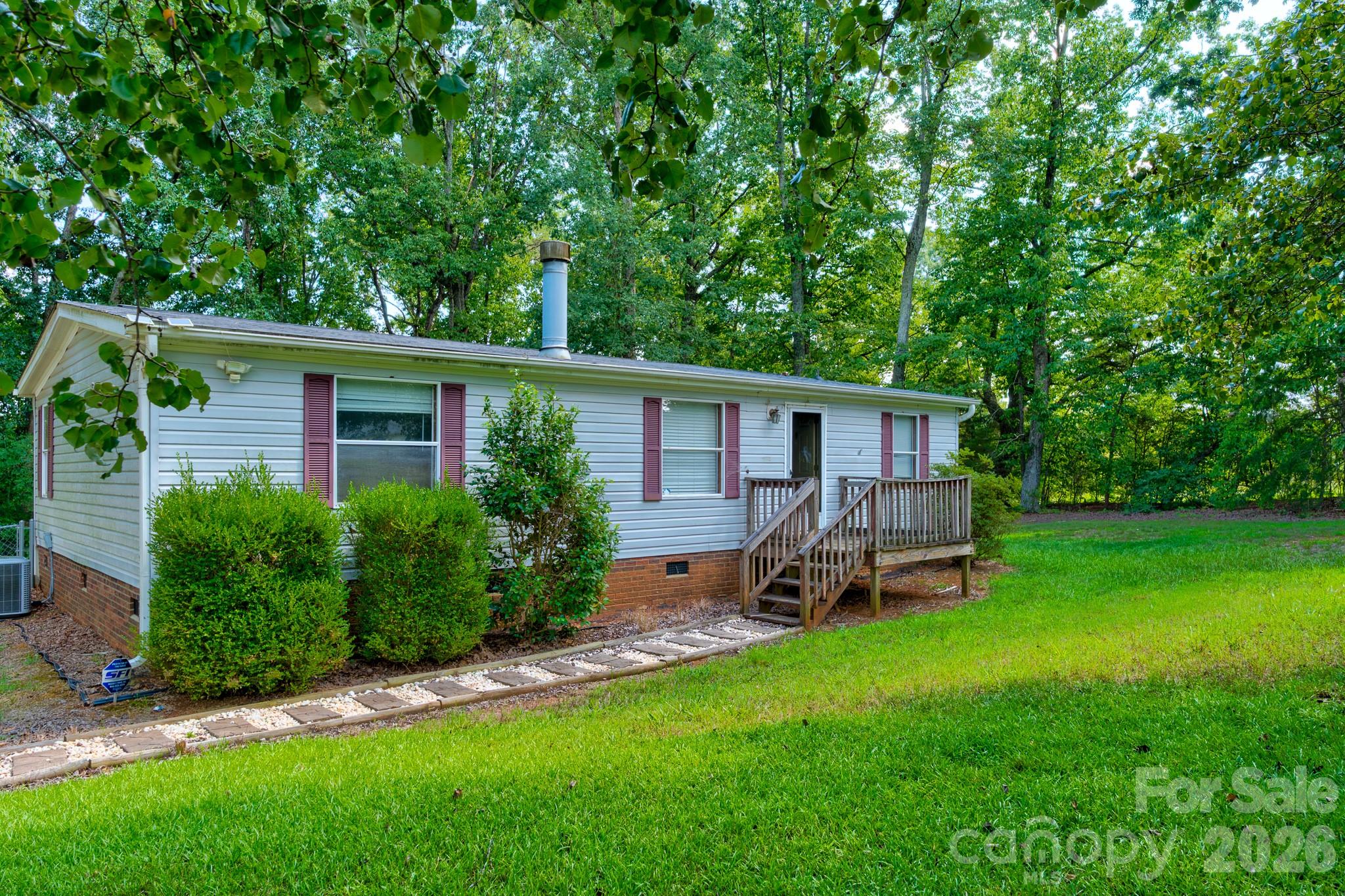 226 Whitesides Road Property Photo 1