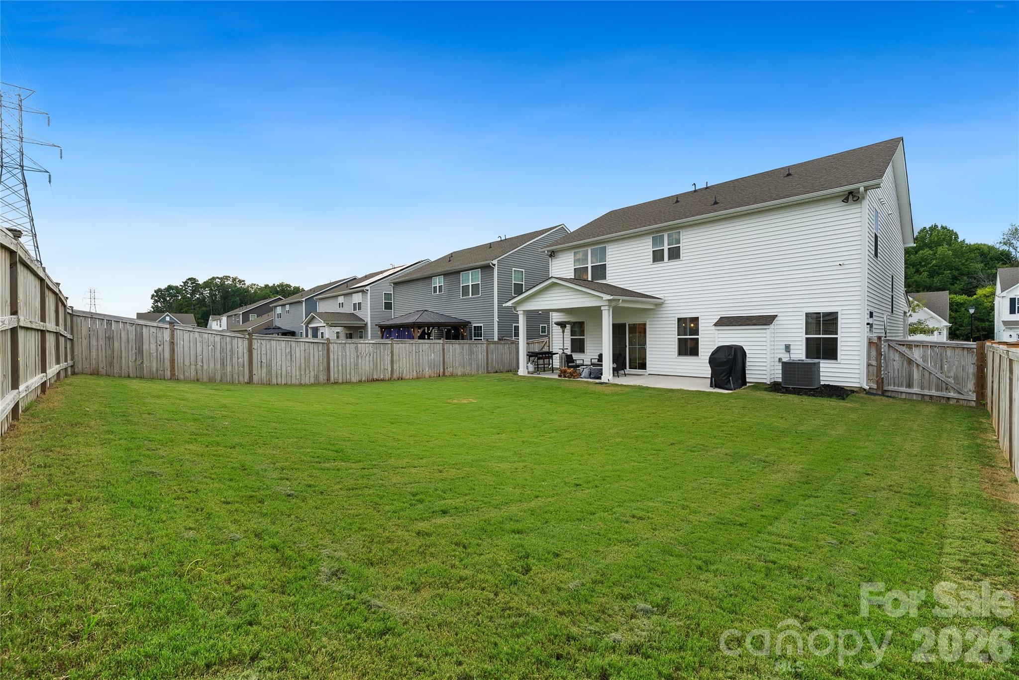 1128 Ryan Meadow Drive Property Photo 5