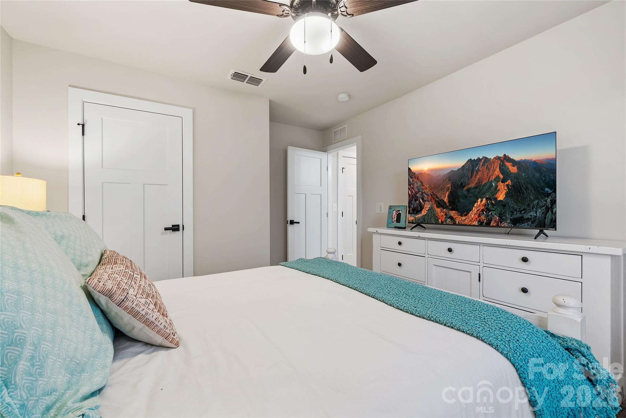 1128 Ryan Meadow Drive Property Photo 21