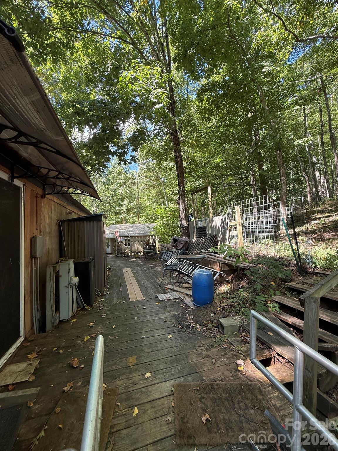 111 Three Top Street Property Photo 4