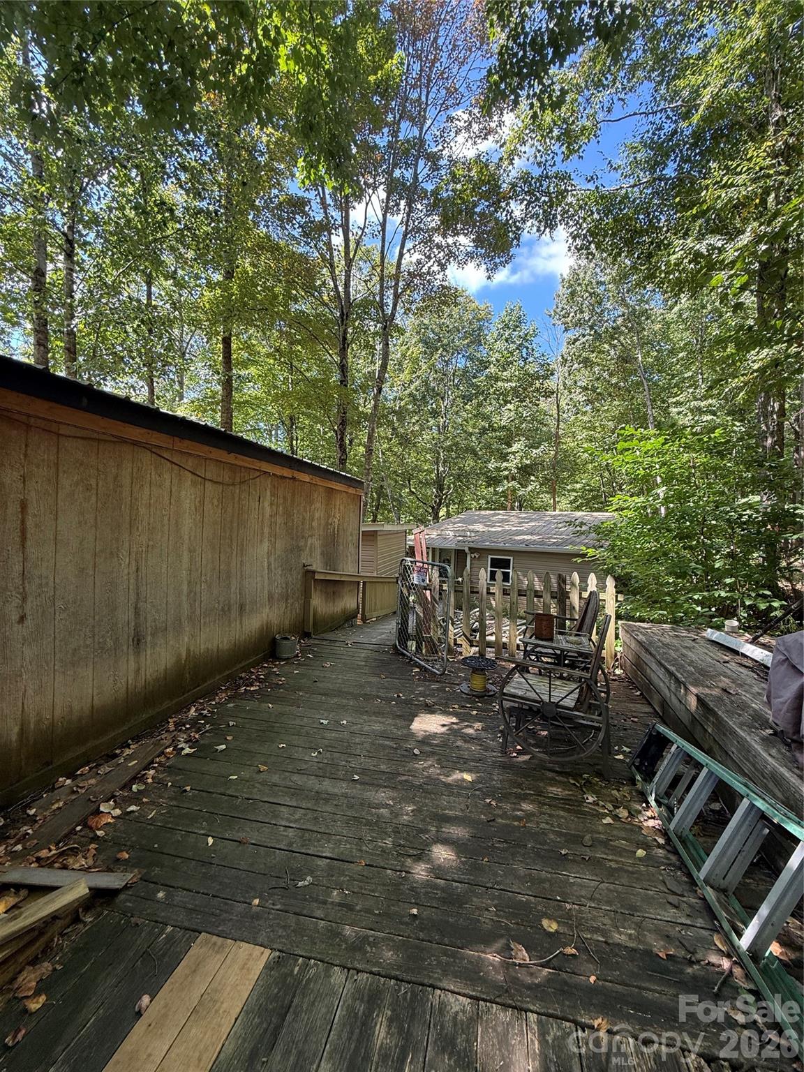 111 Three Top Street Property Photo 8
