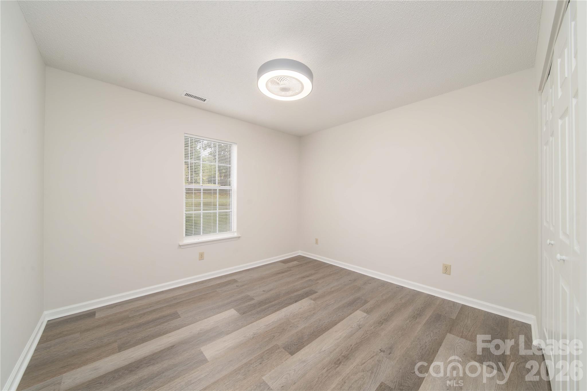 7308 Hagers Hollow Drive Property Photo 3
