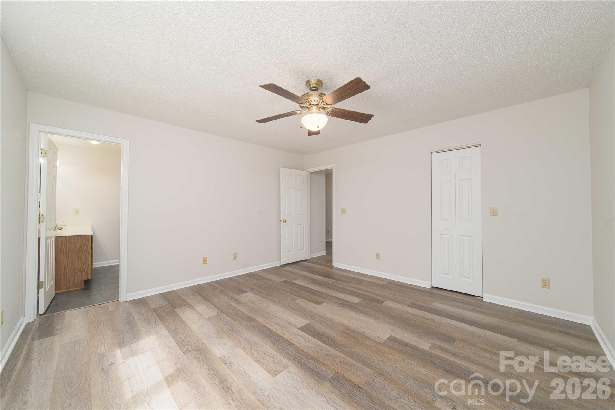 7308 Hagers Hollow Drive Property Photo 4