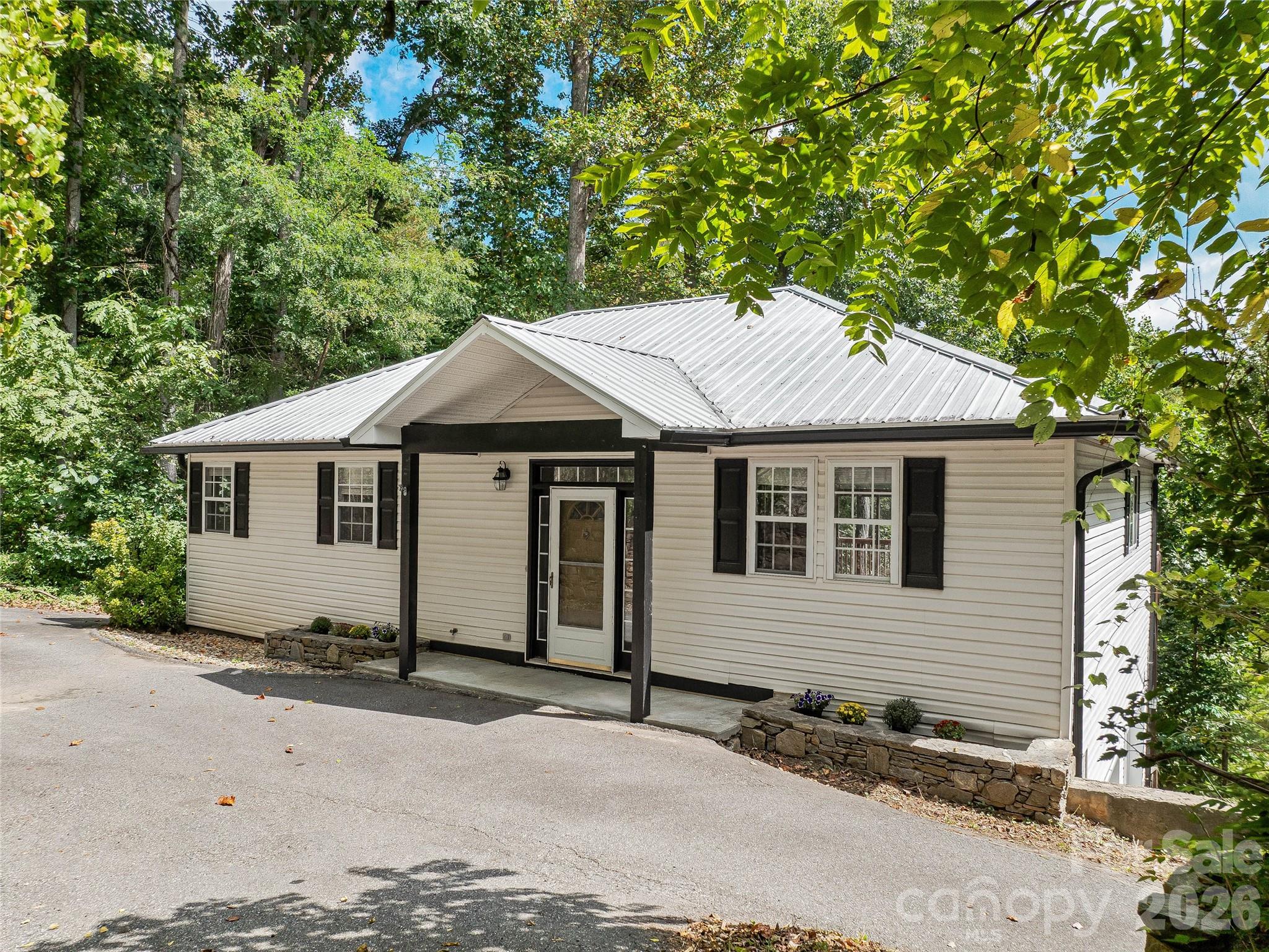 57 Mount Royal Drive Property Photo 1