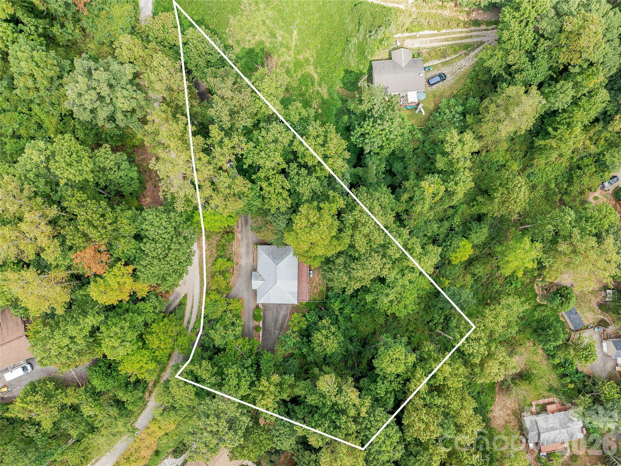 57 Mount Royal Drive Property Photo 4