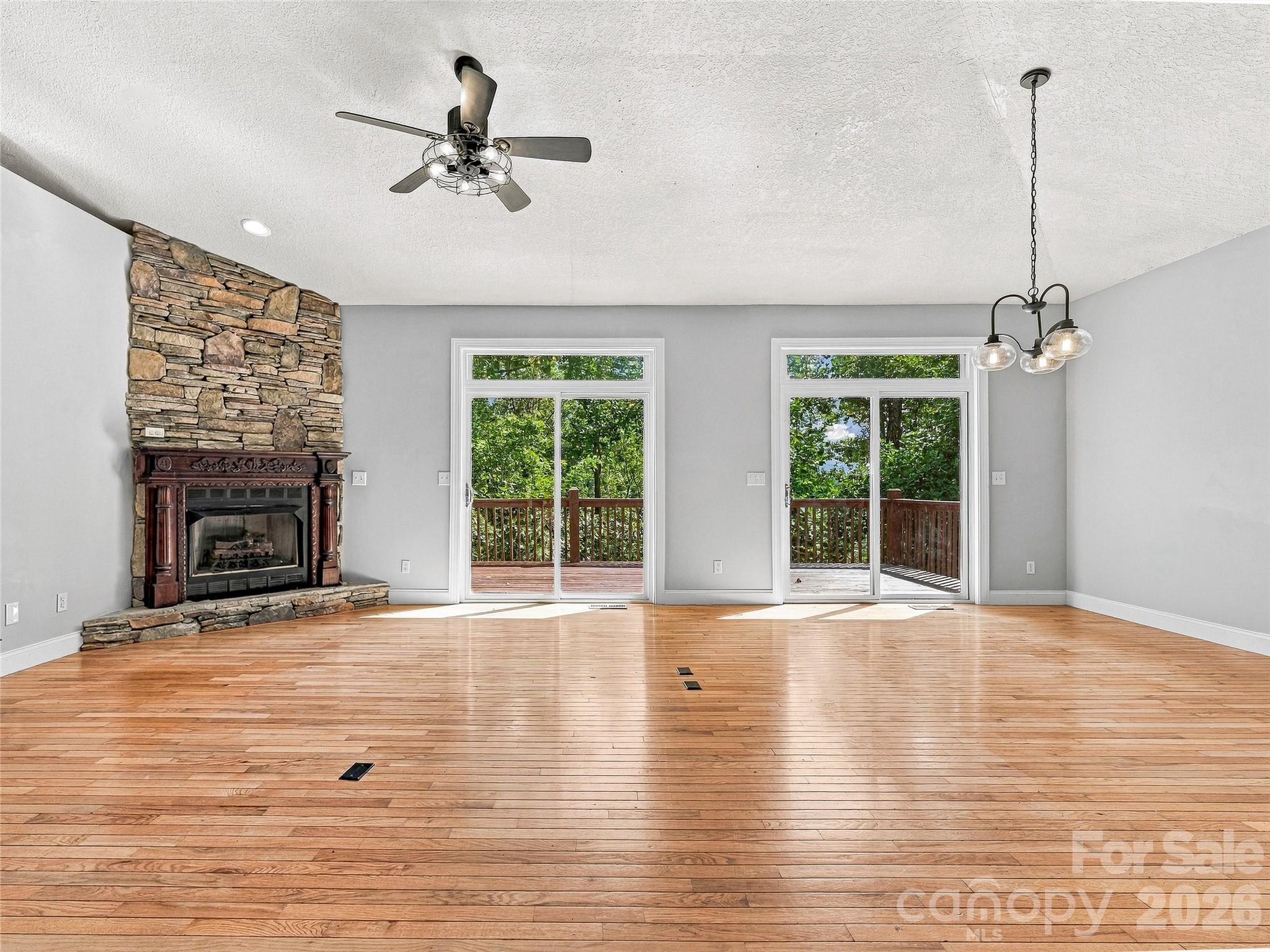 57 Mount Royal Drive Property Photo 5