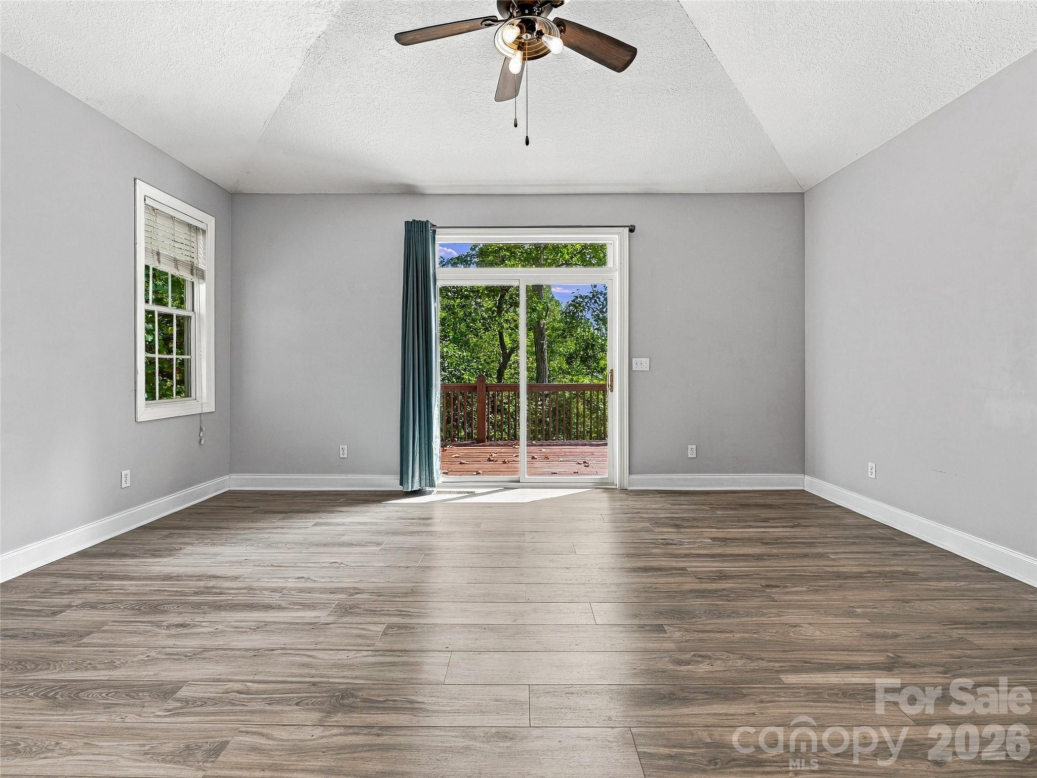 57 Mount Royal Drive Property Photo 14