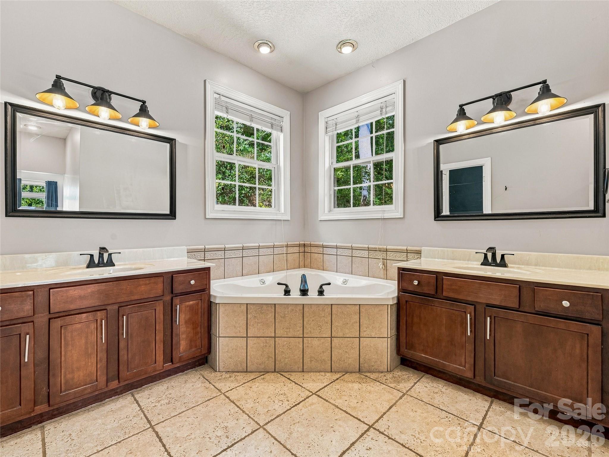 57 Mount Royal Drive Property Photo 18