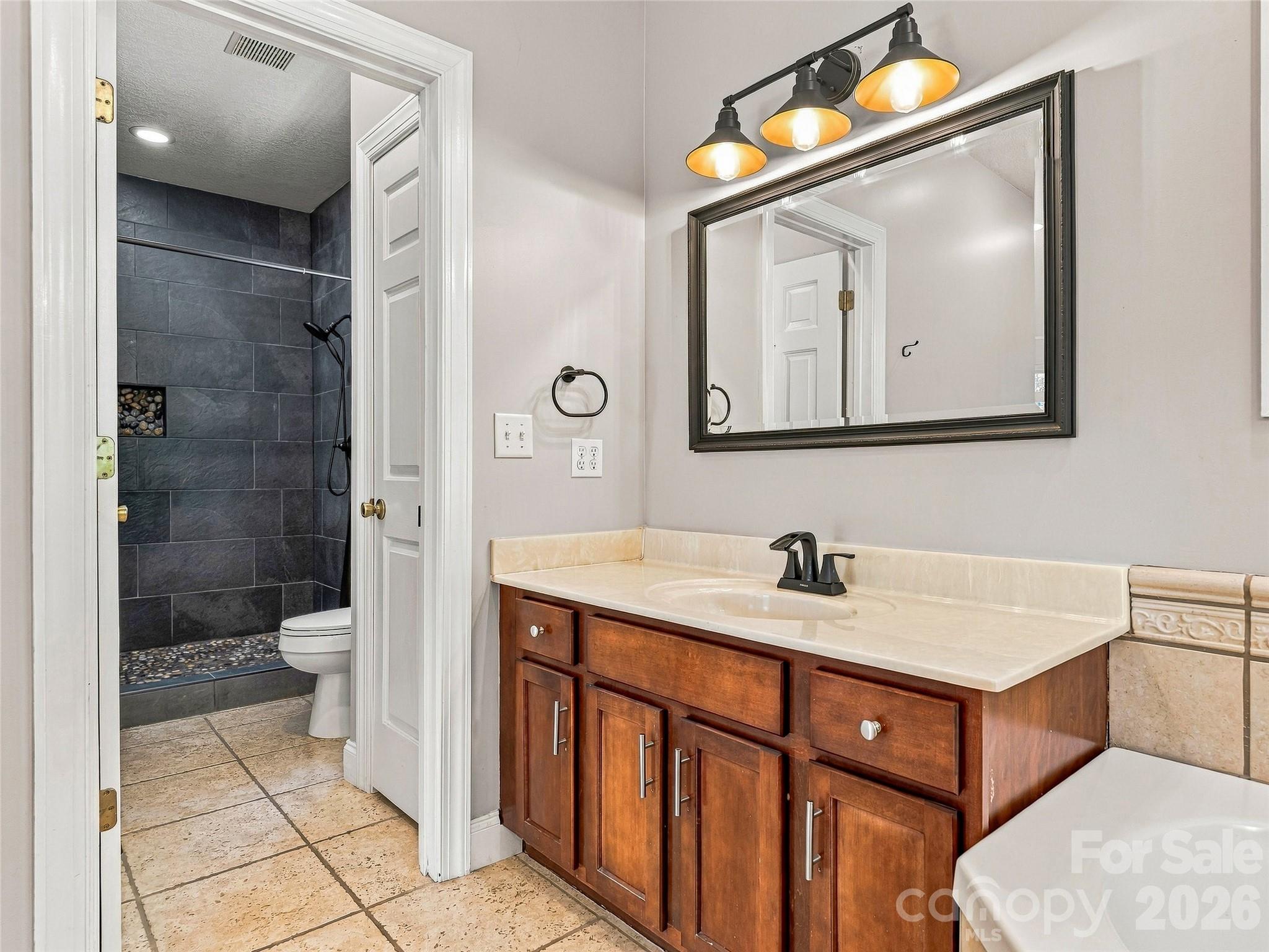 57 Mount Royal Drive Property Photo 19