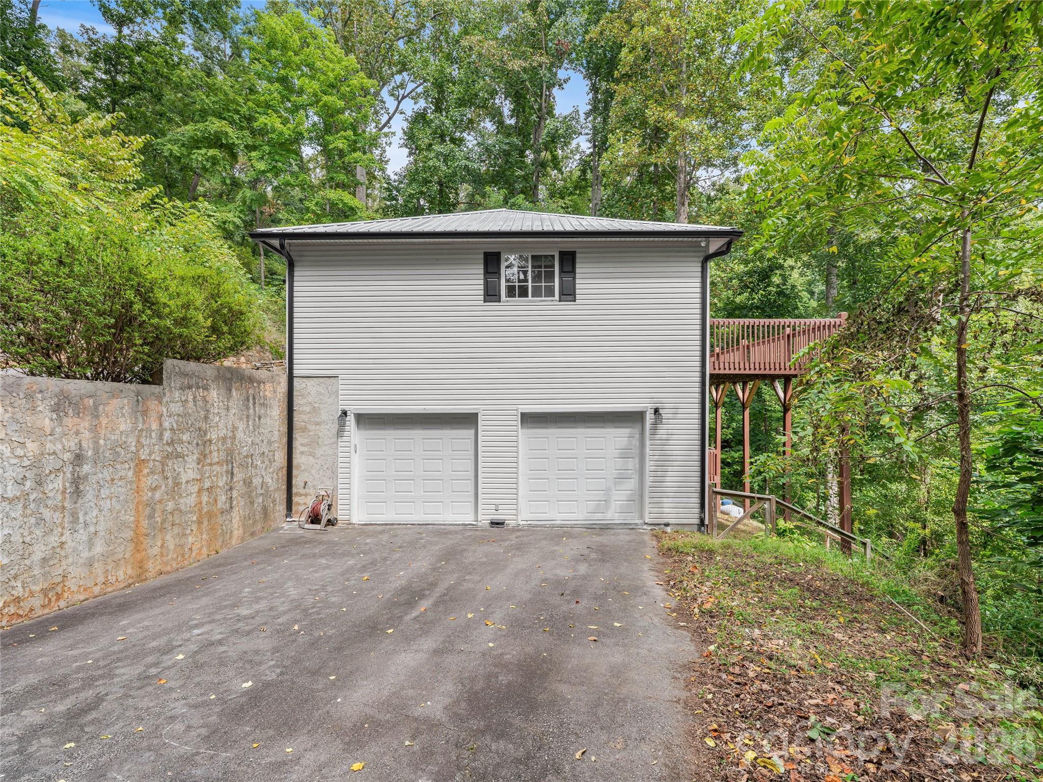 57 Mount Royal Drive Property Photo 36