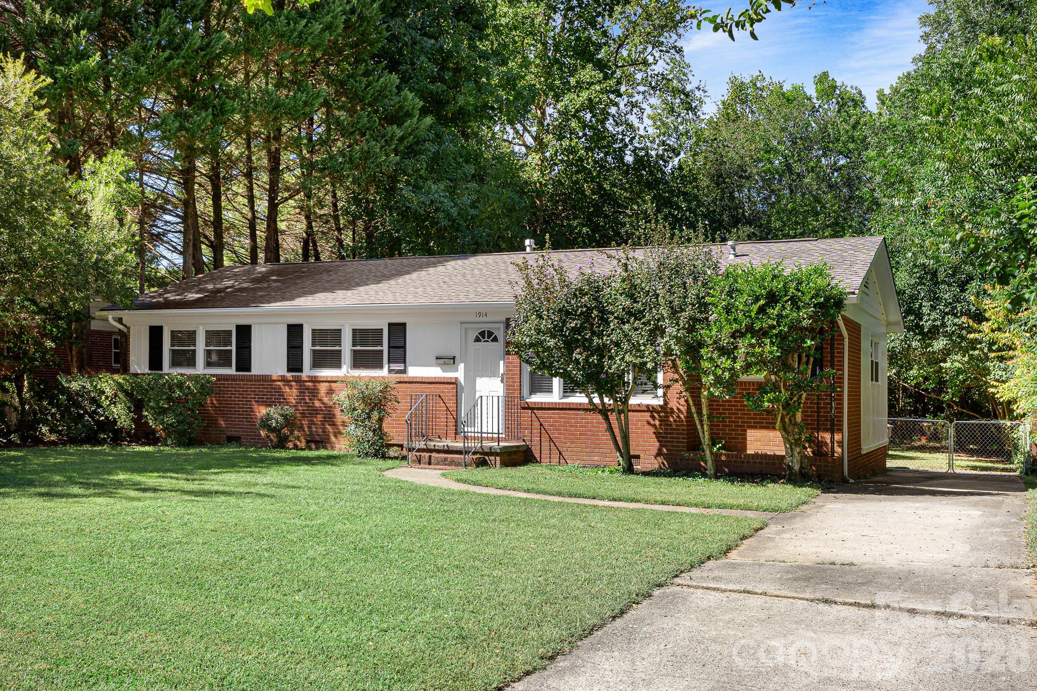 1914 Kilborne Drive Property Photo 1