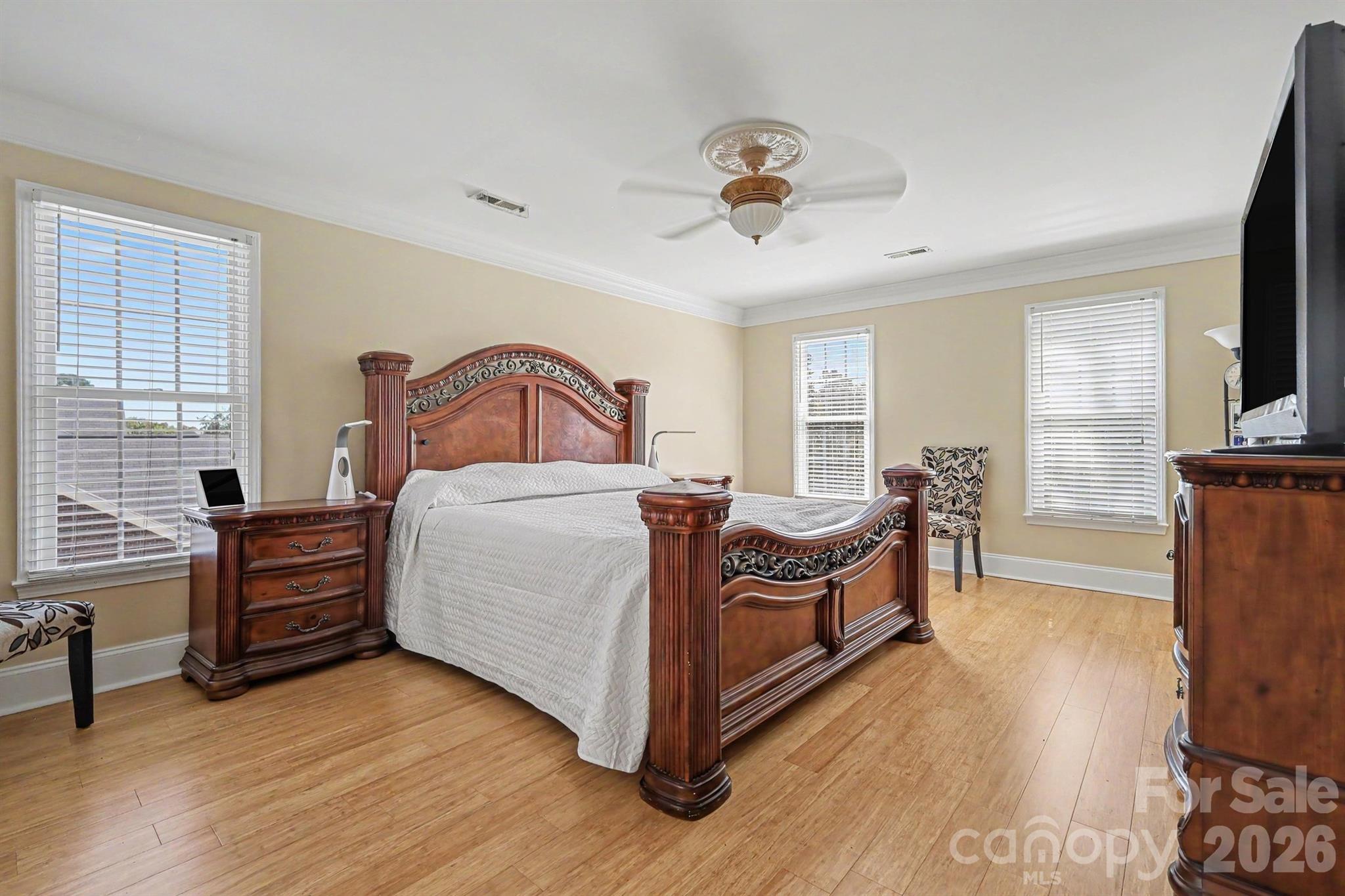 10409 Persimmon Creek Drive Property Photo 17