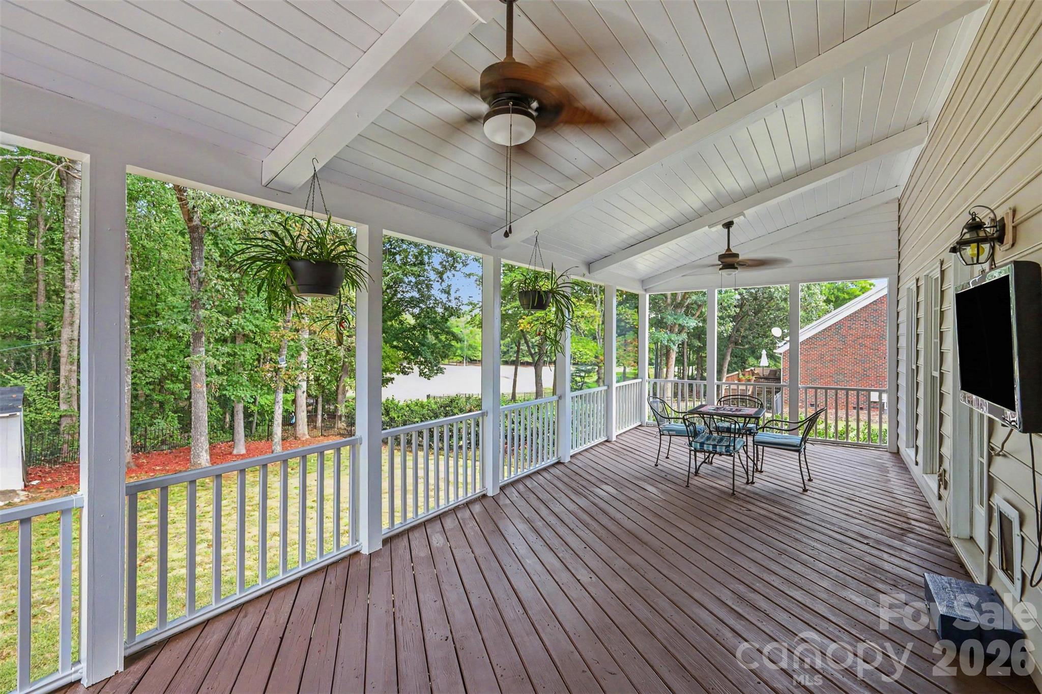 10409 Persimmon Creek Drive Property Photo 29