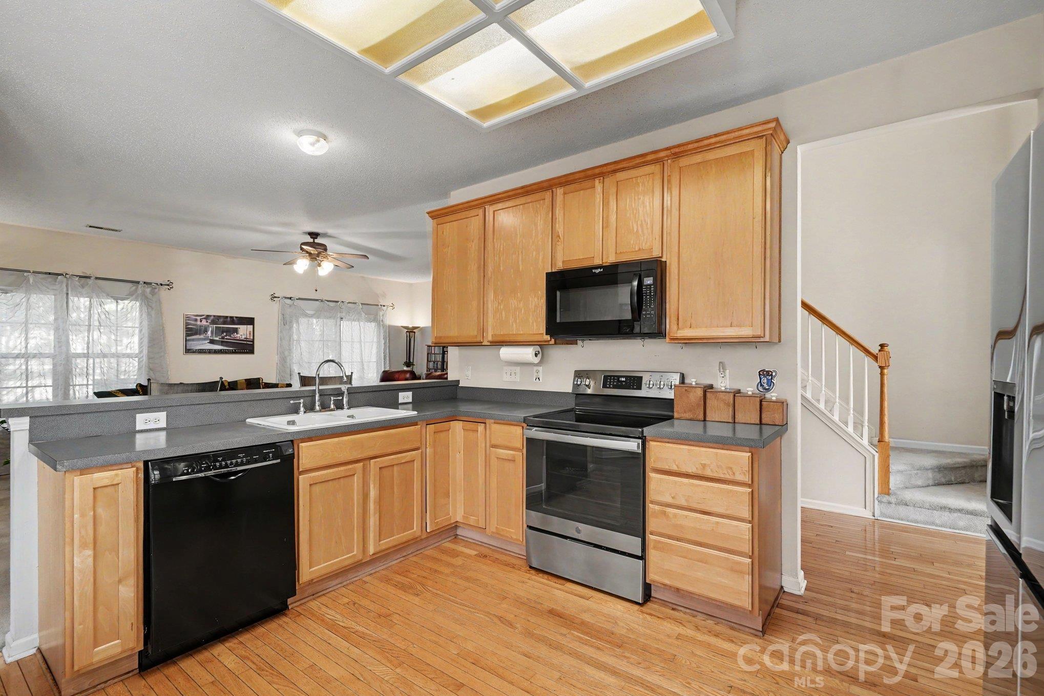 9600 Veronica Drive Property Photo 6