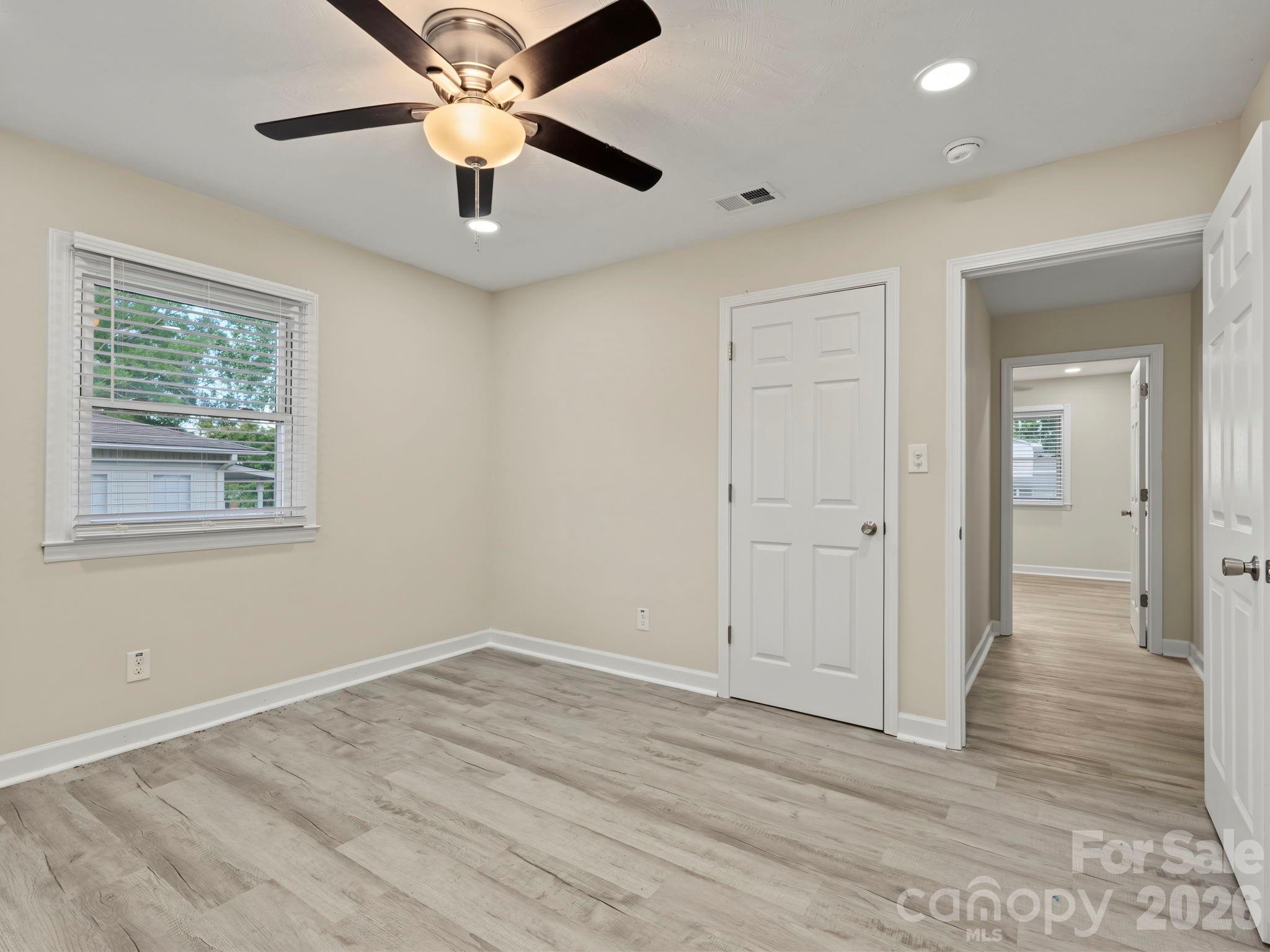512 Villa Street Property Photo 20