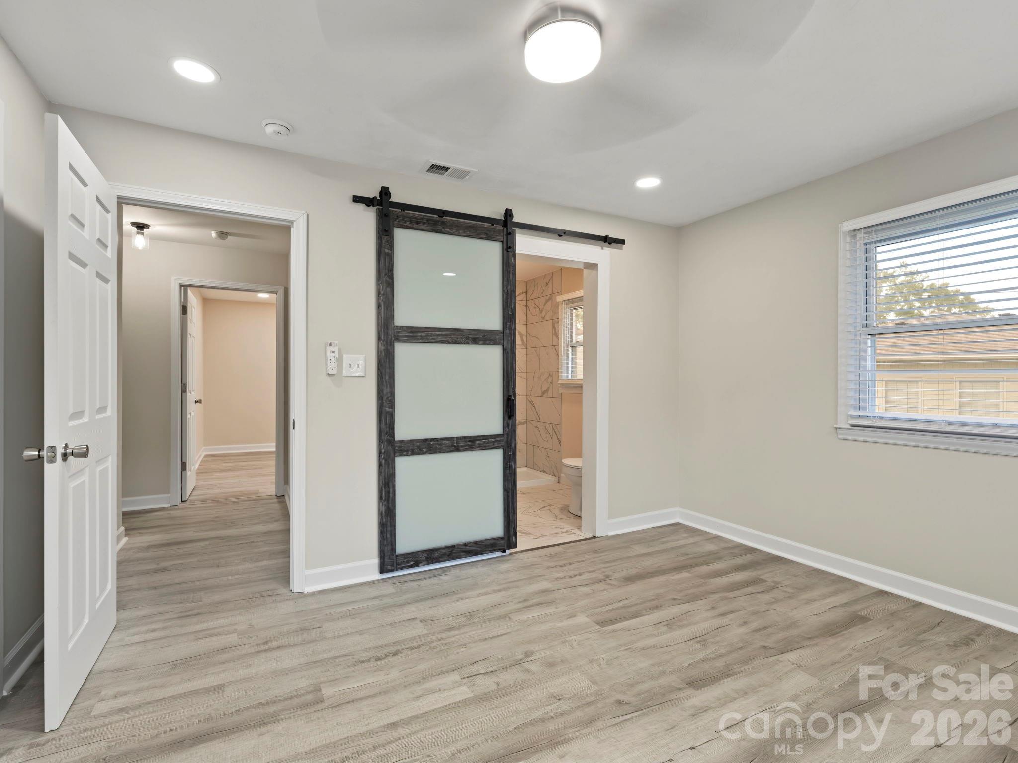 512 Villa Street Property Photo 24