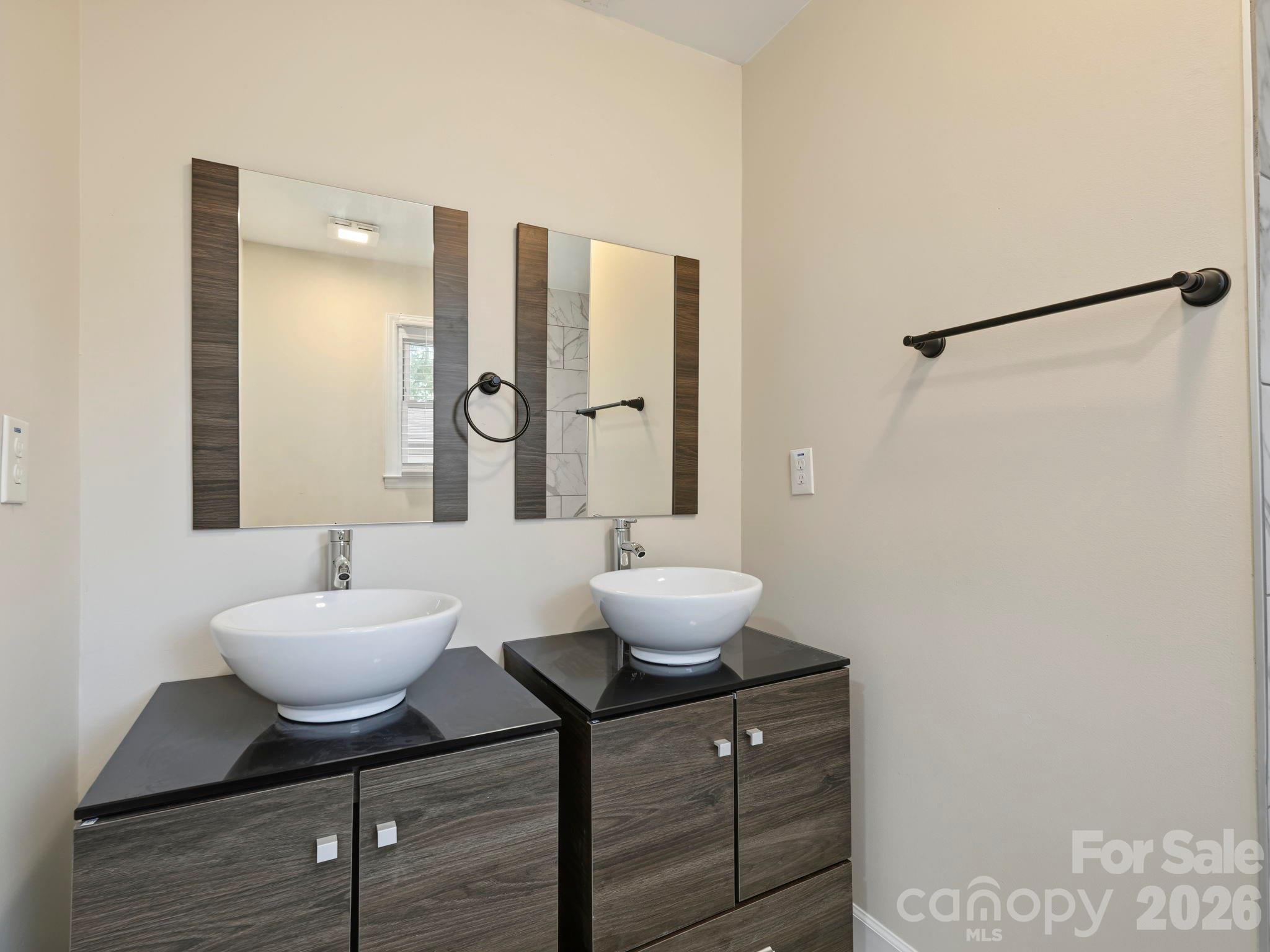 512 Villa Street Property Photo 26