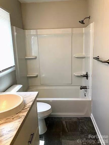 710 Stowe Drive Property Photo 10